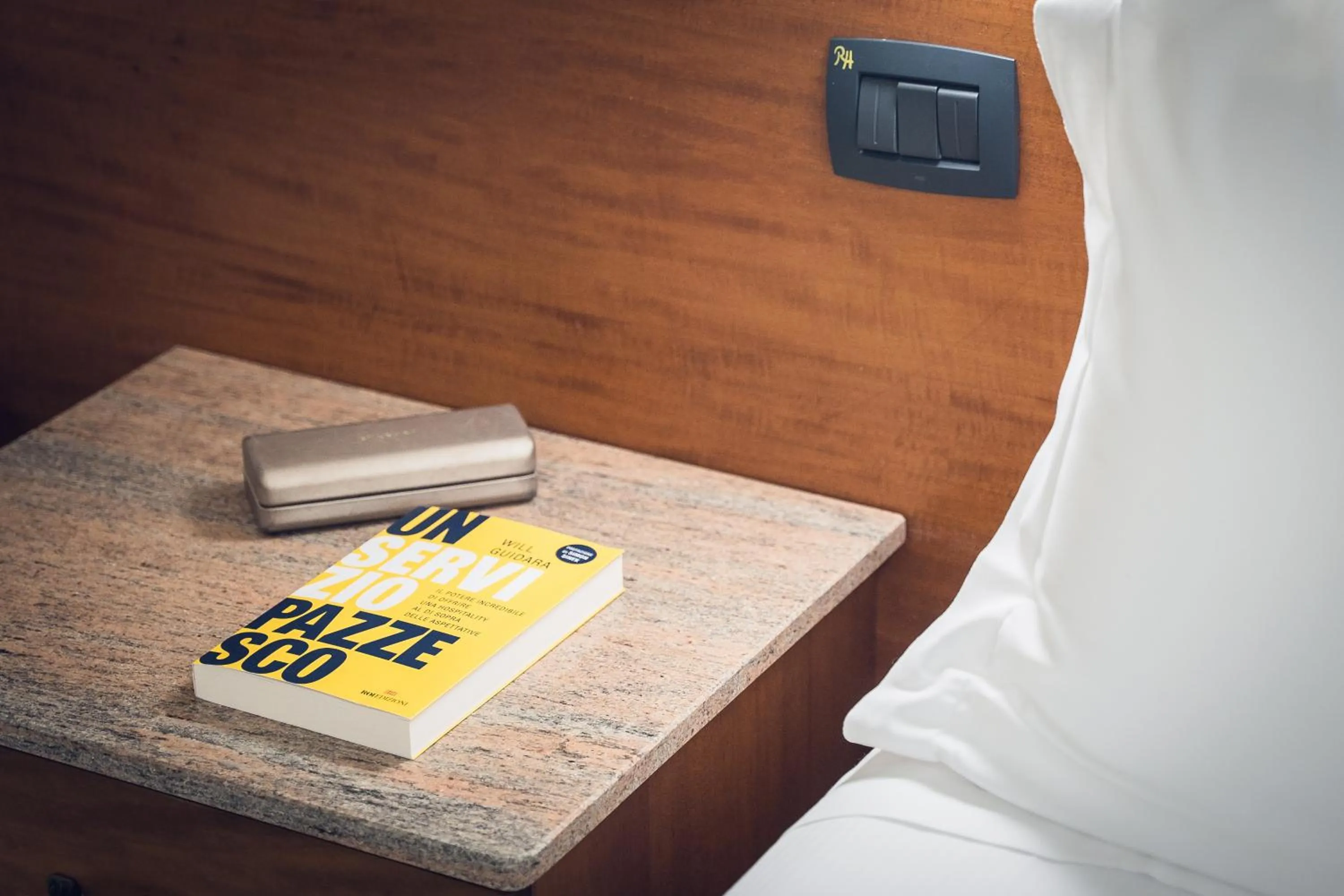 Photo of the whole room, Bed in Rivoli Hotel