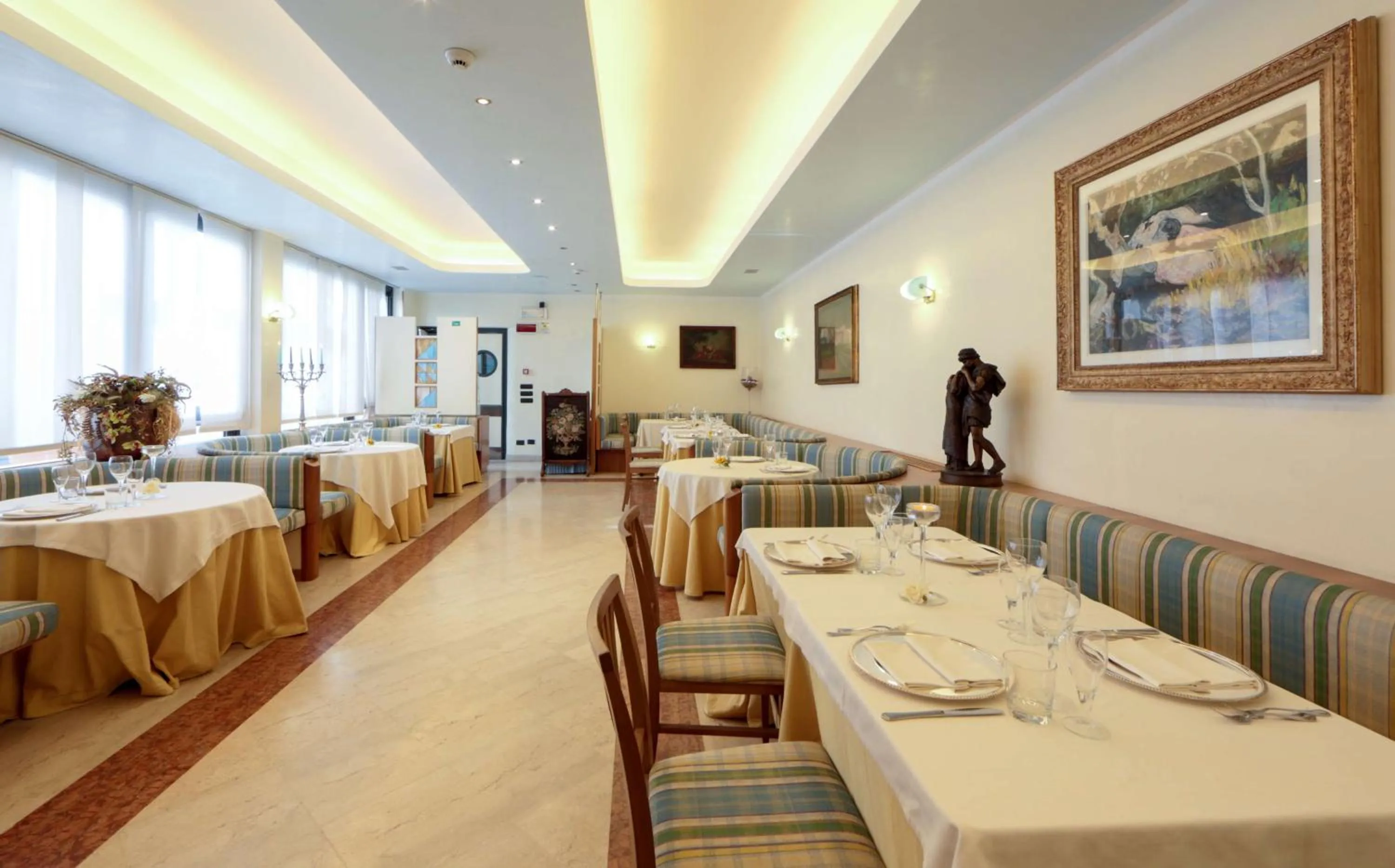 Restaurant/places to eat in Best Western Hotel Dei Cavalieri