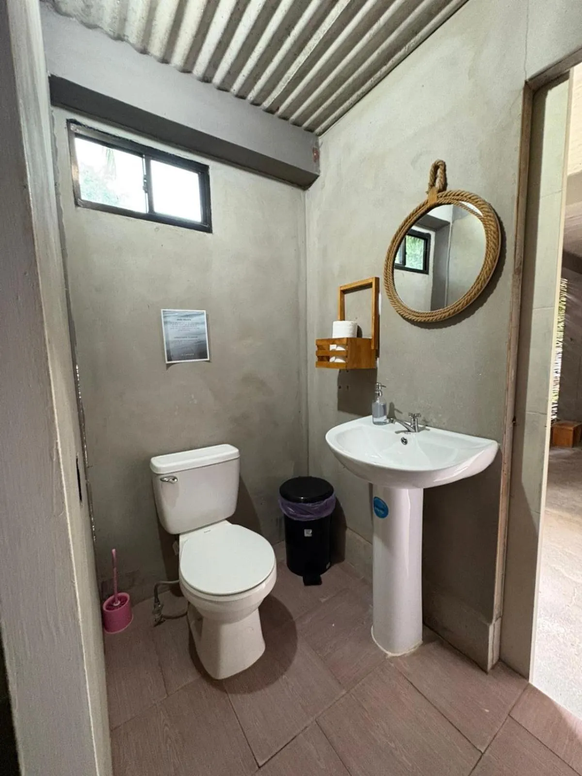 Toilet in La Canasta