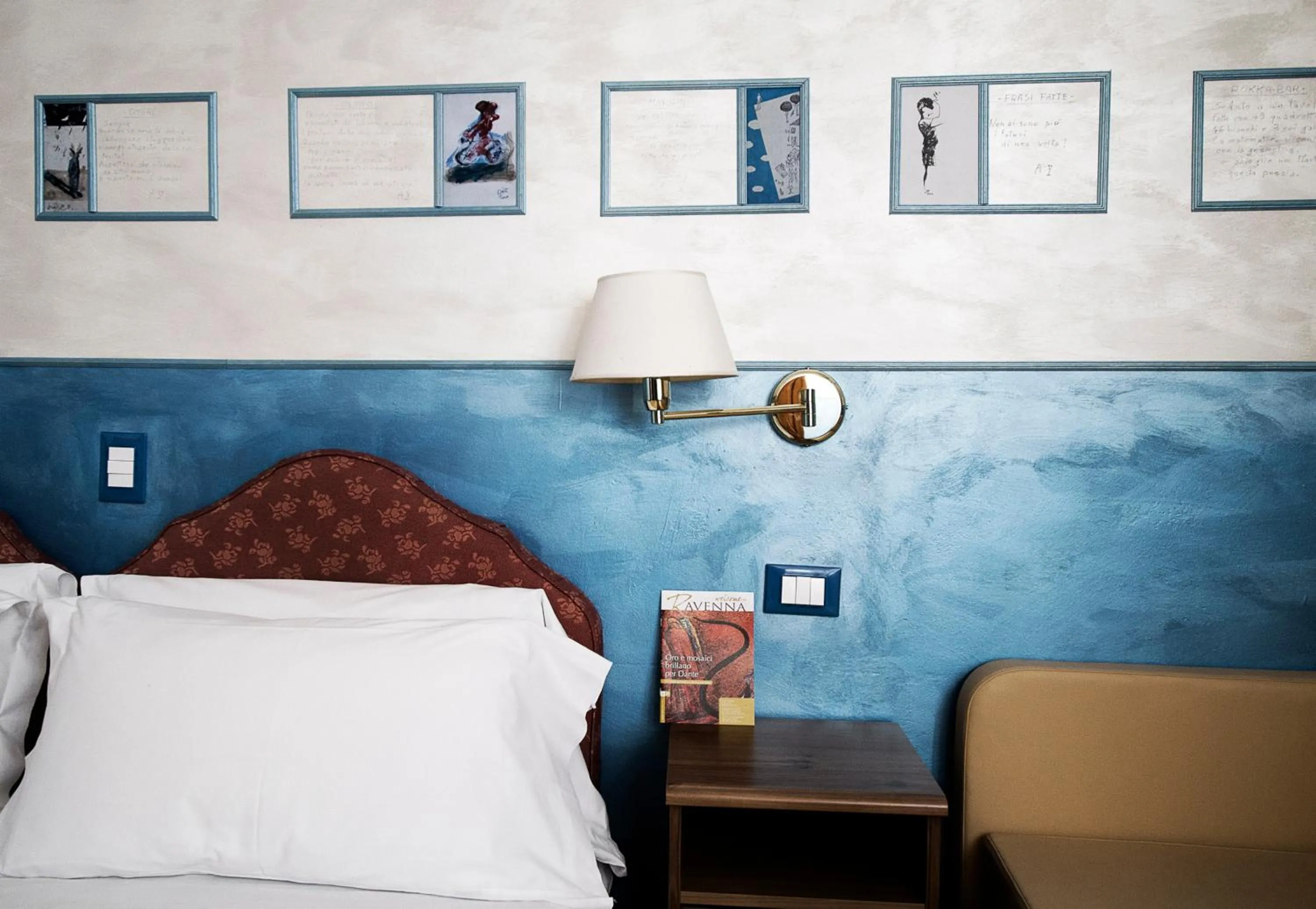 Decorative detail, Bed in Hotel Diana