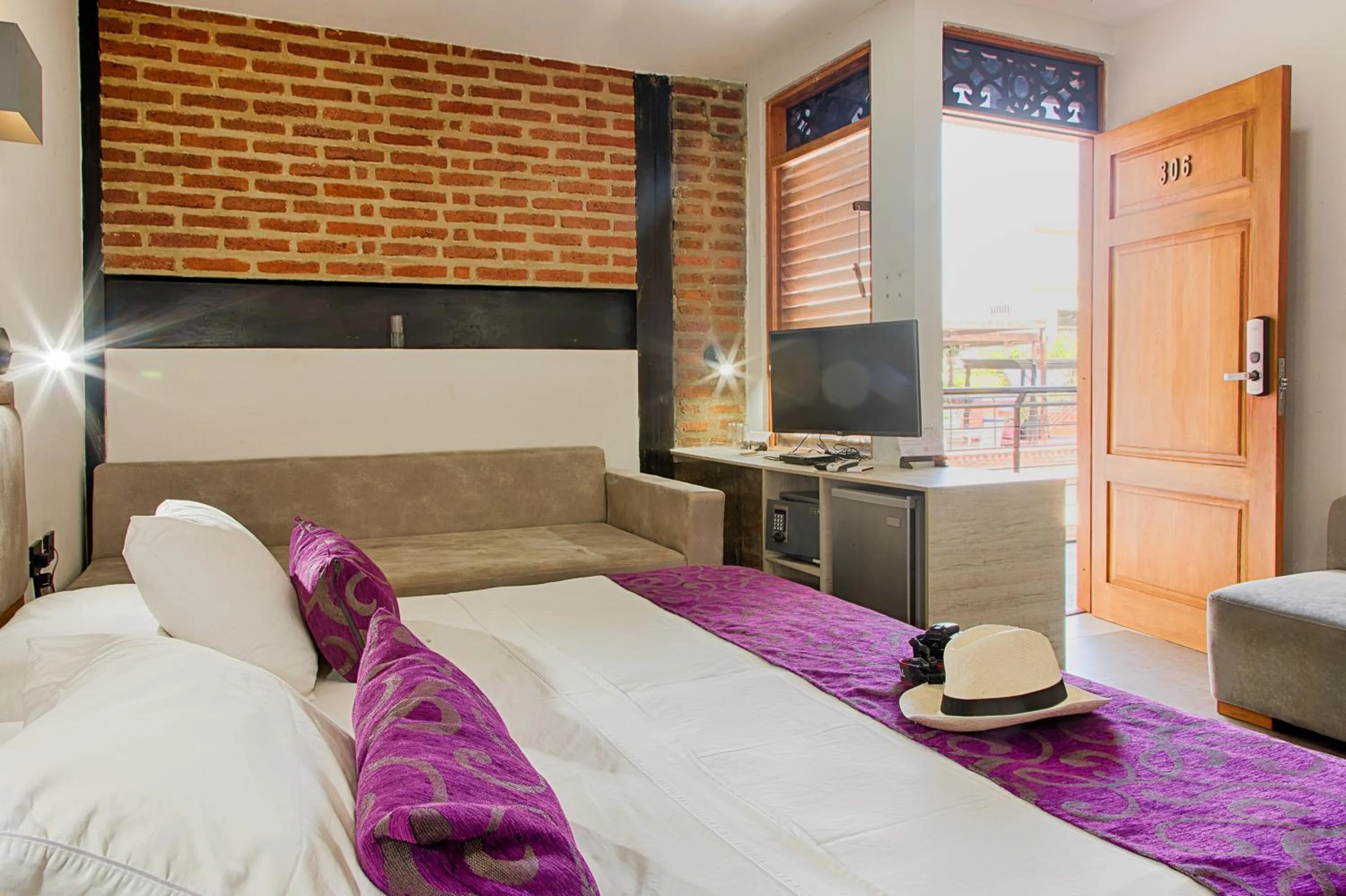 Photo of the whole room, Bed in Hotel Boutique Casa Carolina