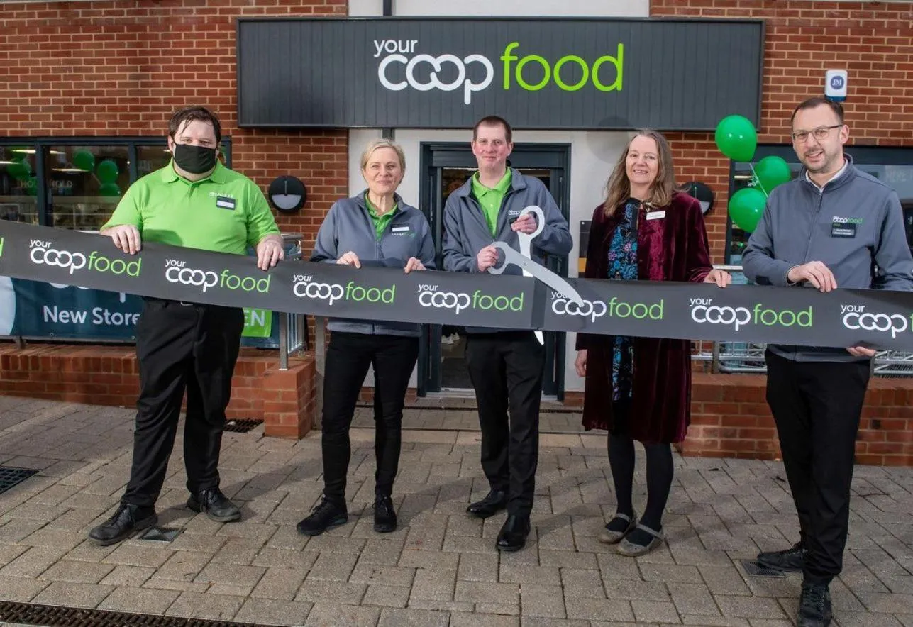 Supermarket/grocery shop in Beautiful En-suite room with stairs