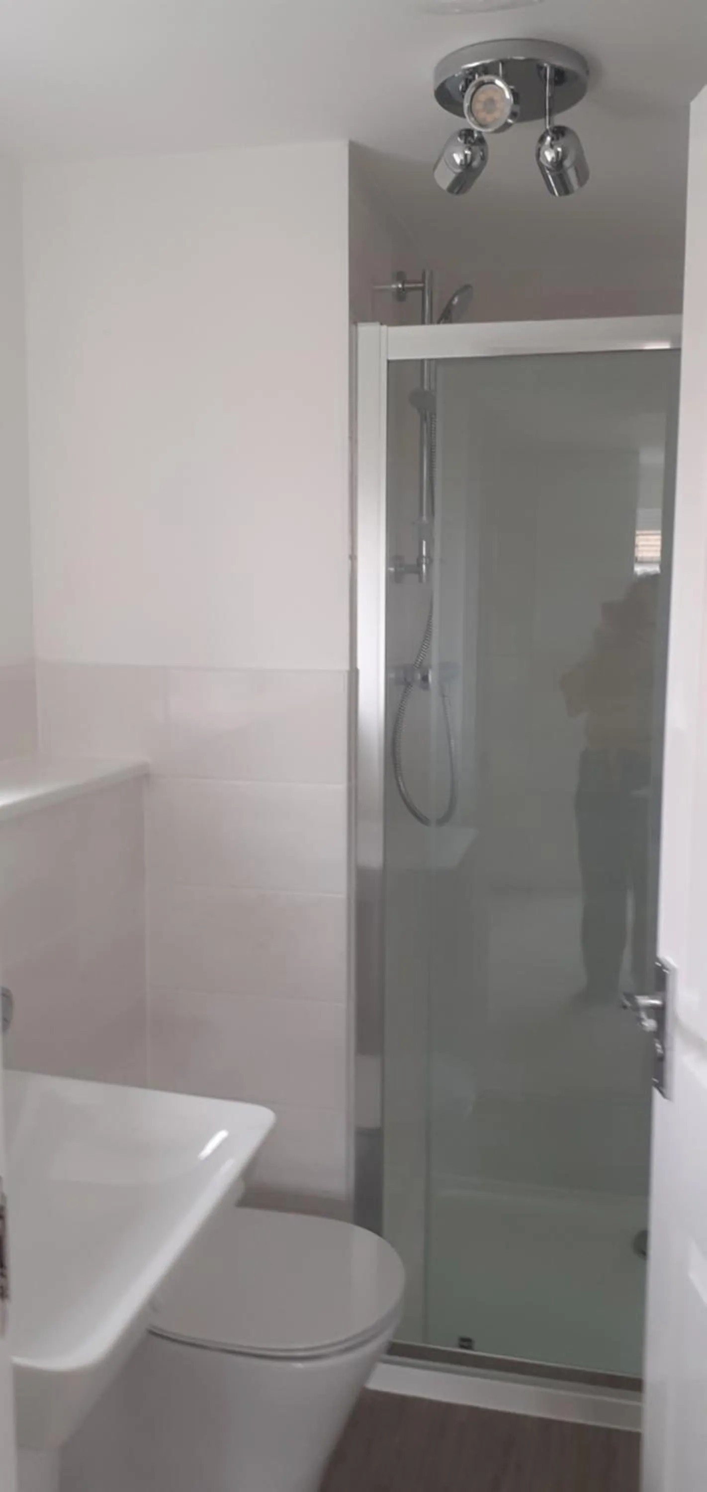Shower in Beautiful En-suite room with stairs