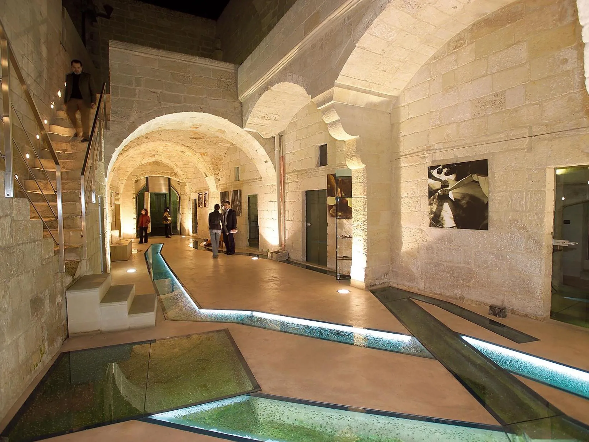 Facade/entrance in Corte Dei Francesi