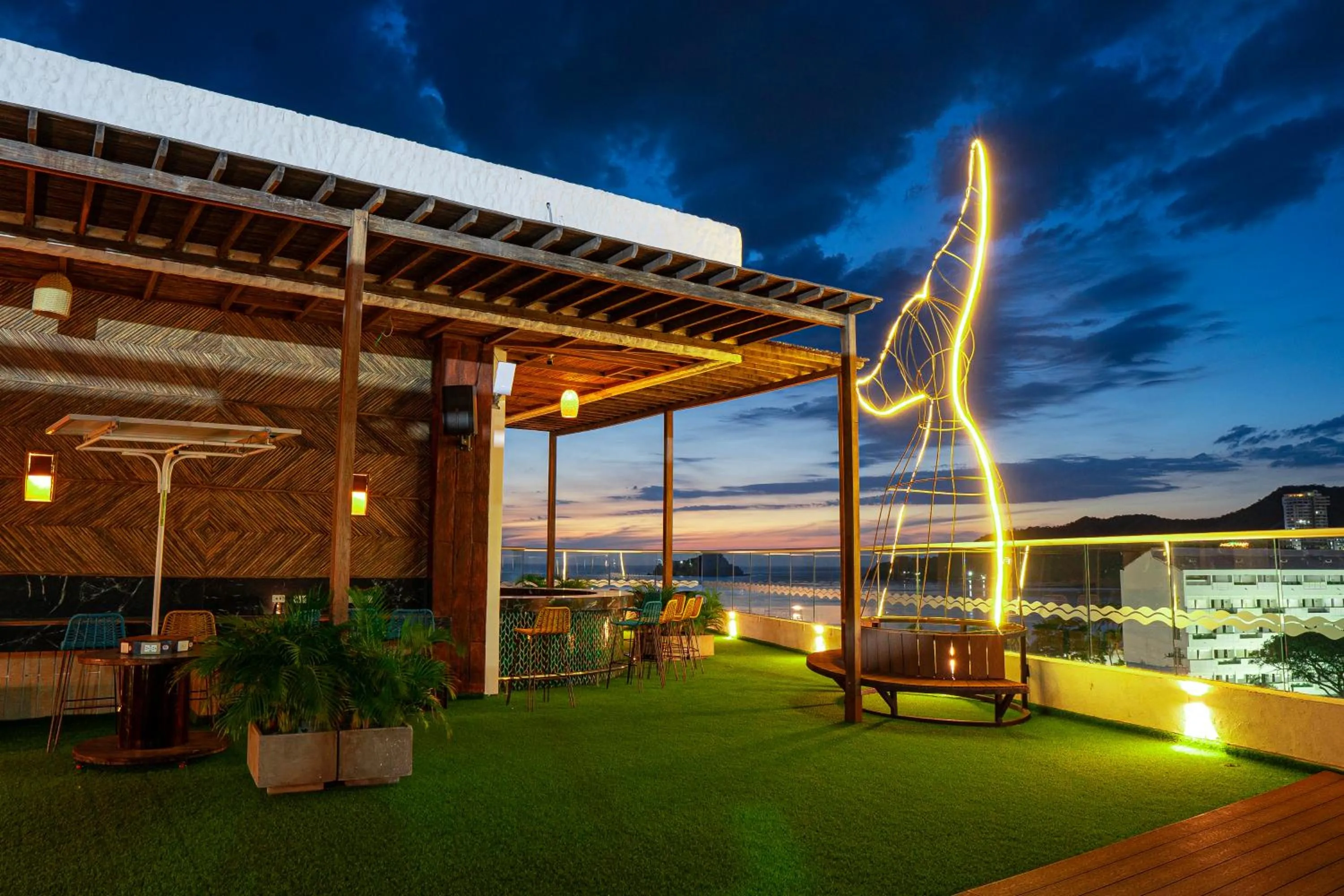 Balcony/Terrace in HOTEL KARAYA DIVE RESORT