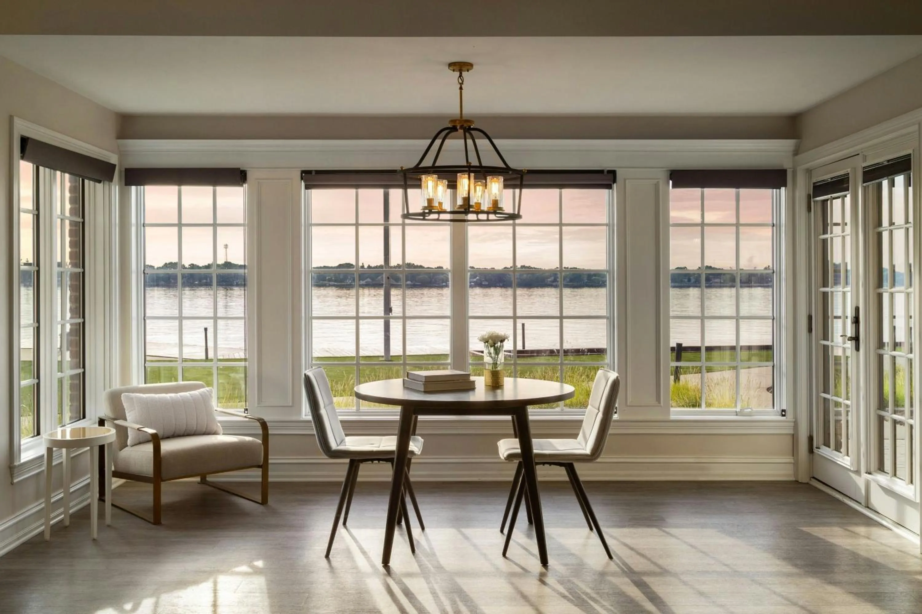 Living room in St. Clair Inn