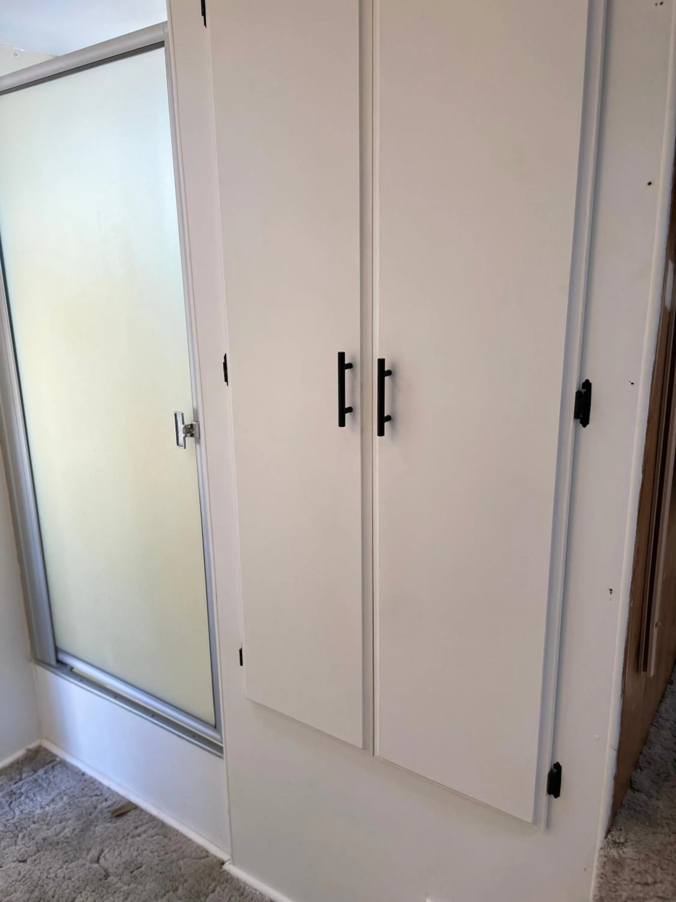 Bathroom in RV2 Stunning RV Private Netflix FreeParking