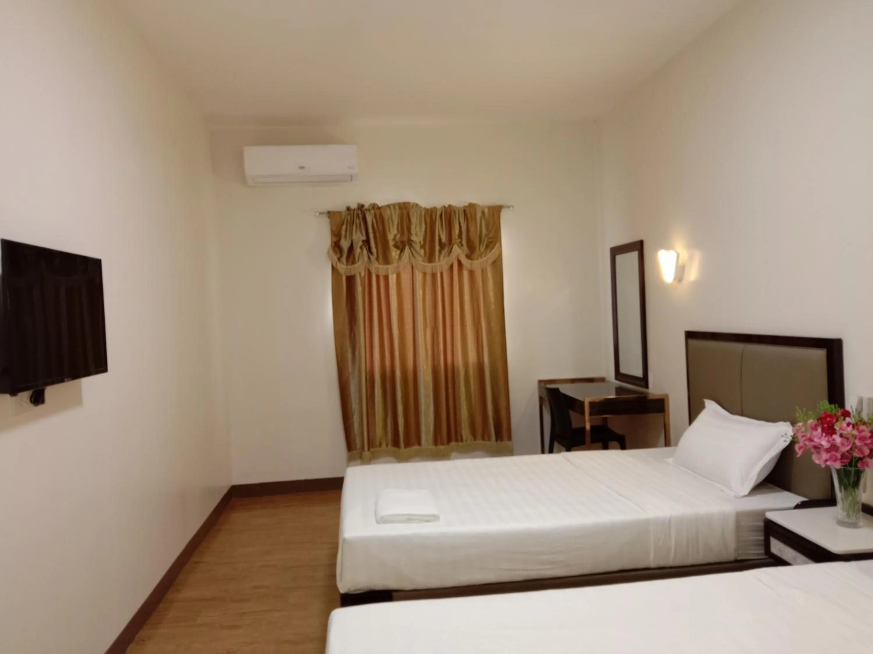 Bed in Meaco Royal Hotel- Lucena