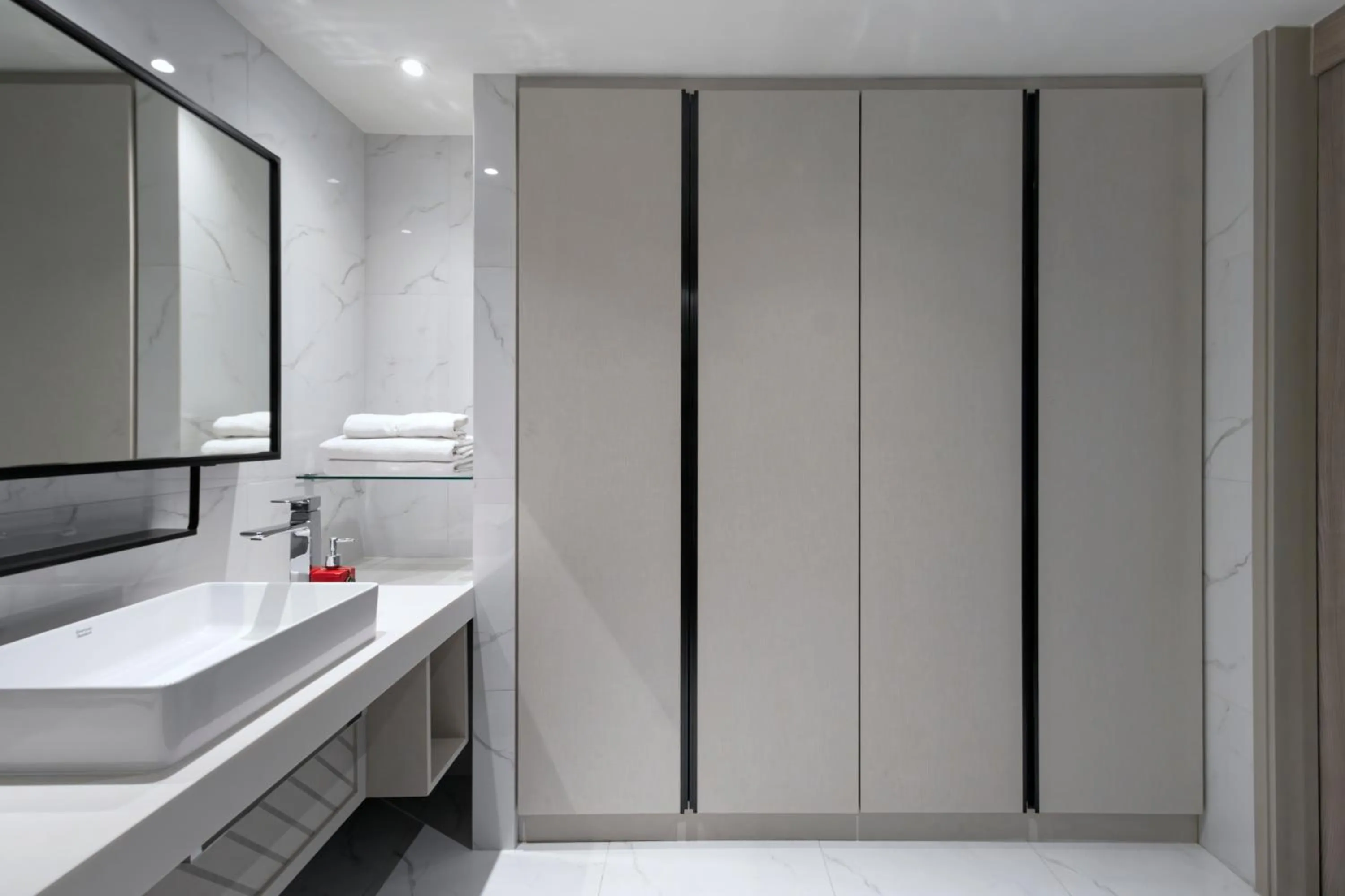 Bathroom in Oakwood Studios Sukhumvit Bangkok