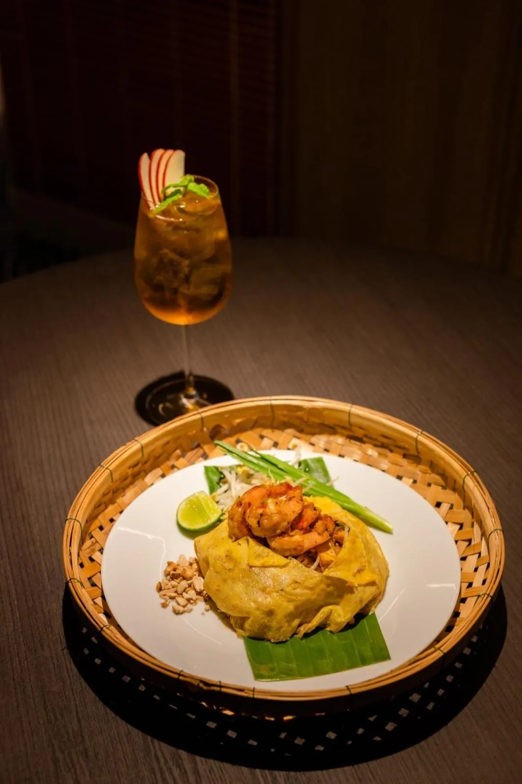 Food and drinks in Oakwood Studios Sukhumvit Bangkok