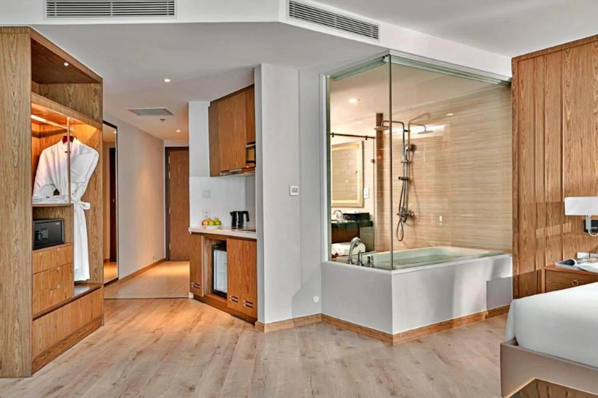 Kitchen or kitchenette, Bed in LYN Premier Studio Panorama Nha Trang