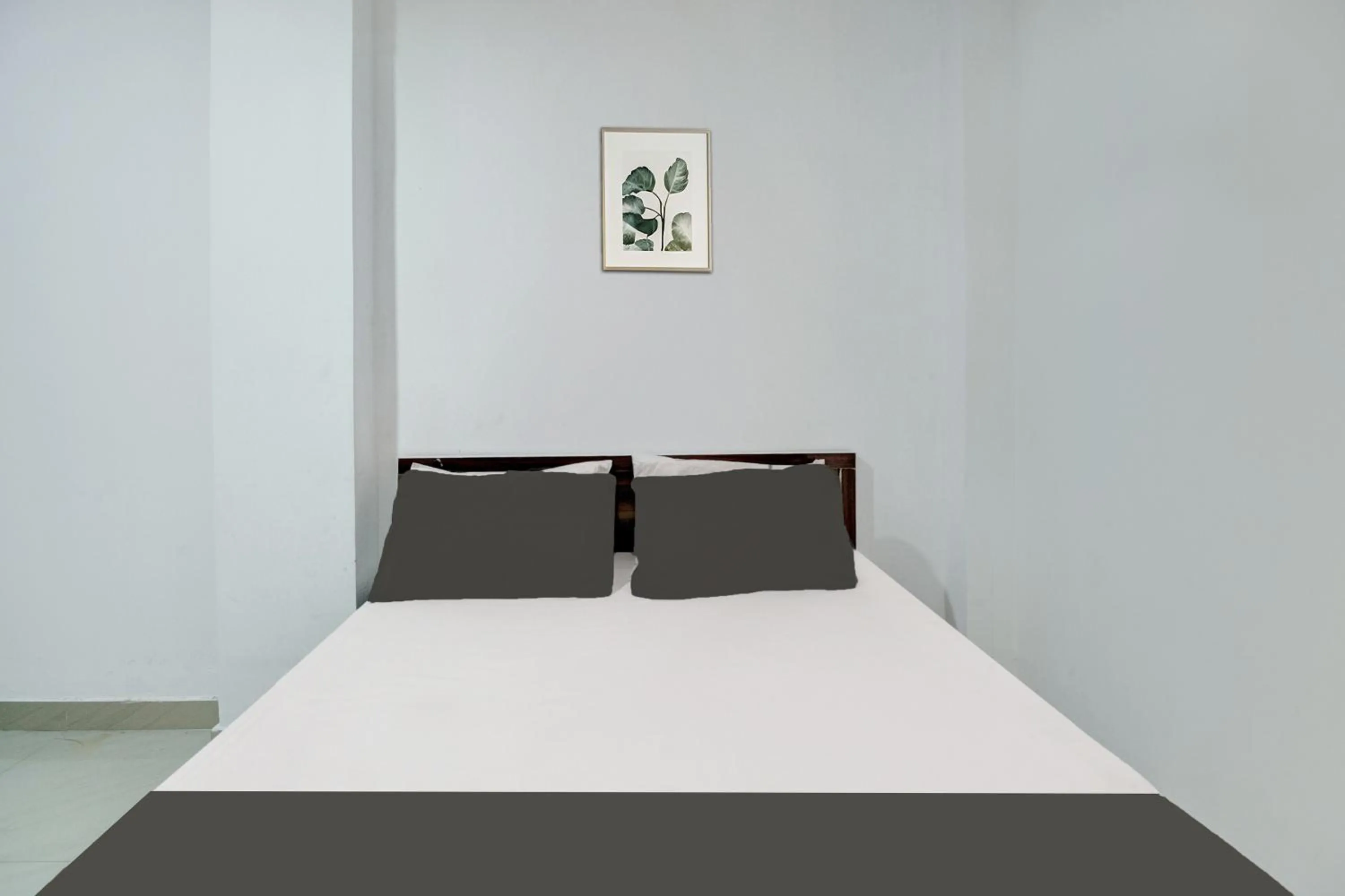 Bedroom, Bed in Hotel O ROYAL REGENCY, Pathsala