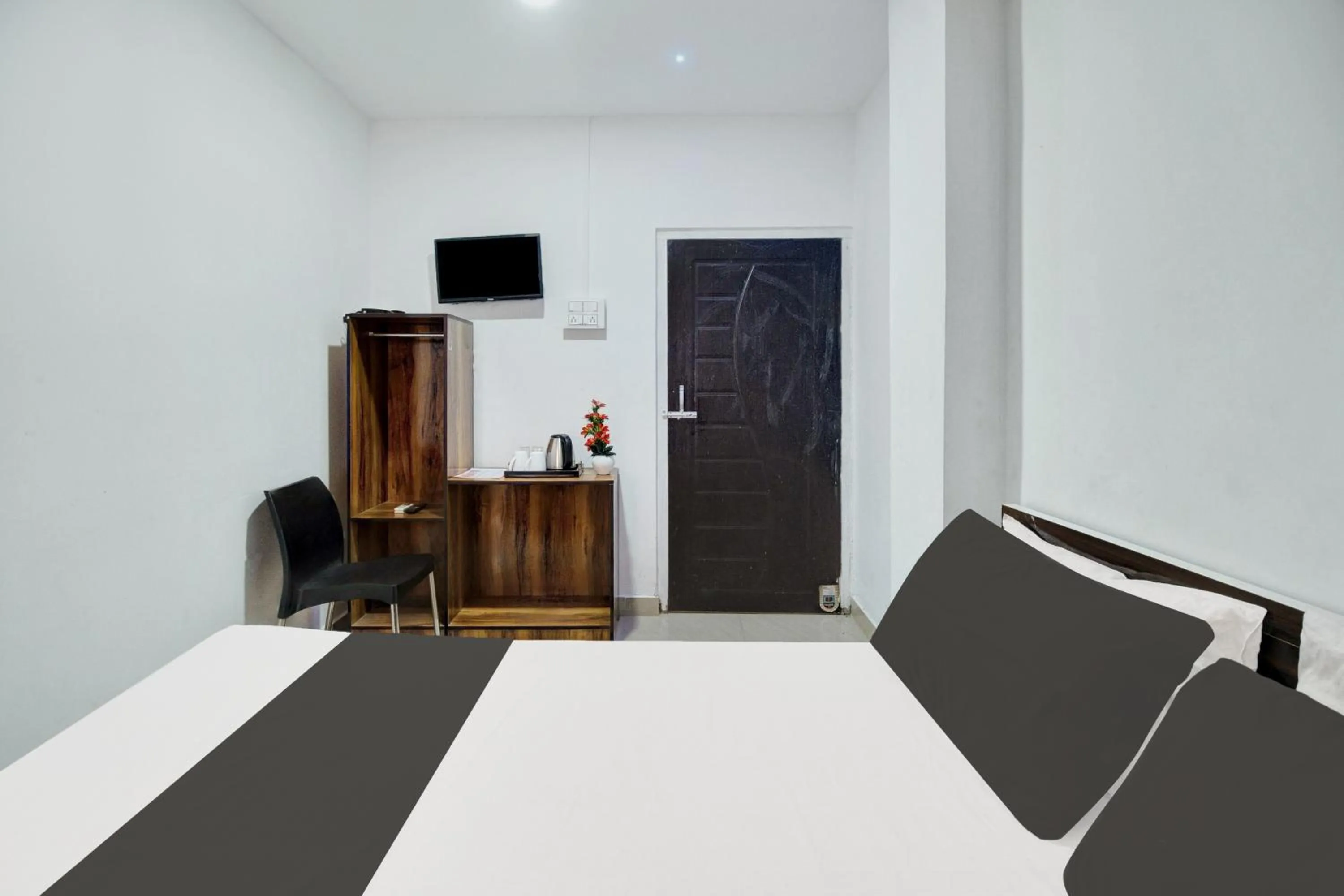 Bedroom, Bed in Hotel O ROYAL REGENCY, Pathsala