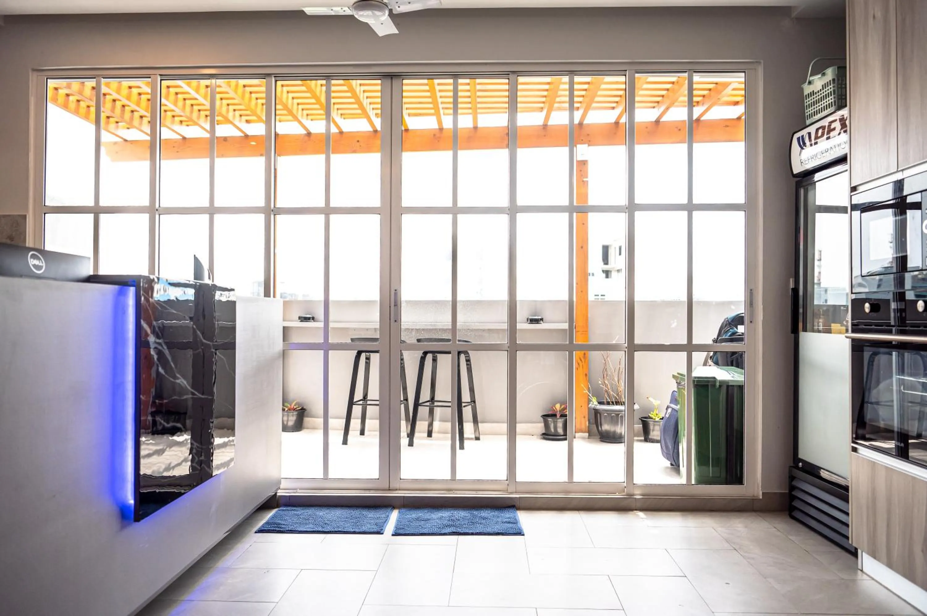 pet friendly in Tour Inn