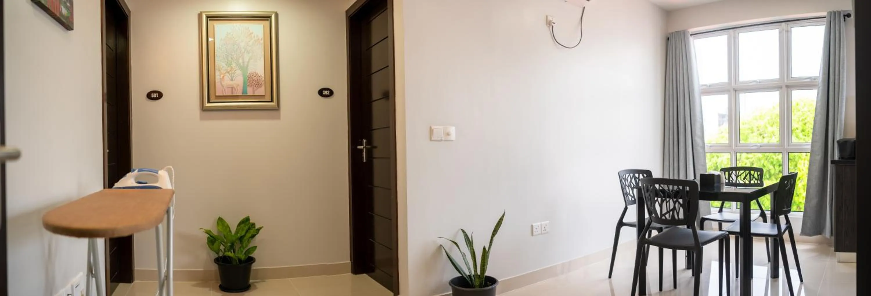 Dining area in Tour Inn