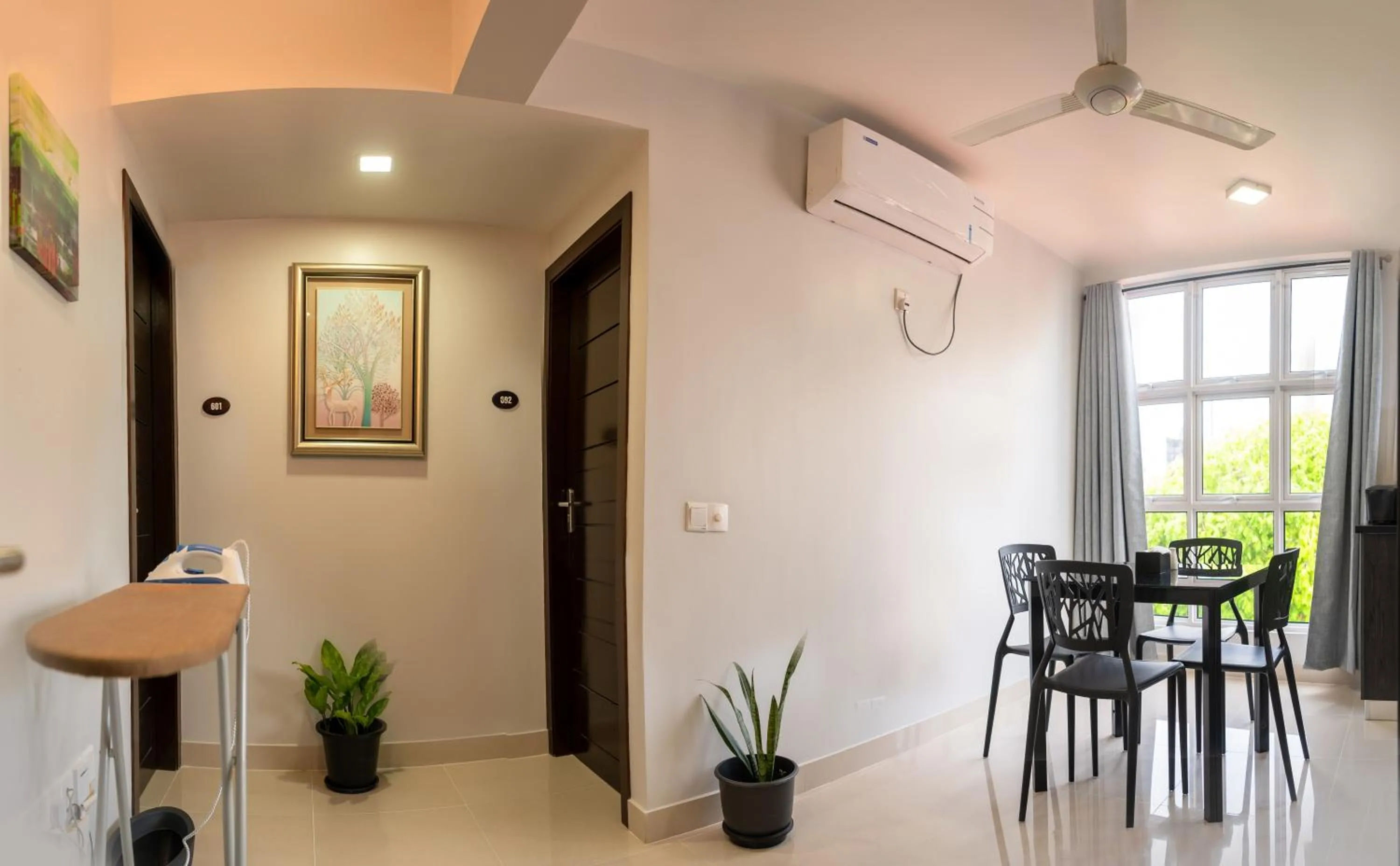 Dining area in Tour Inn