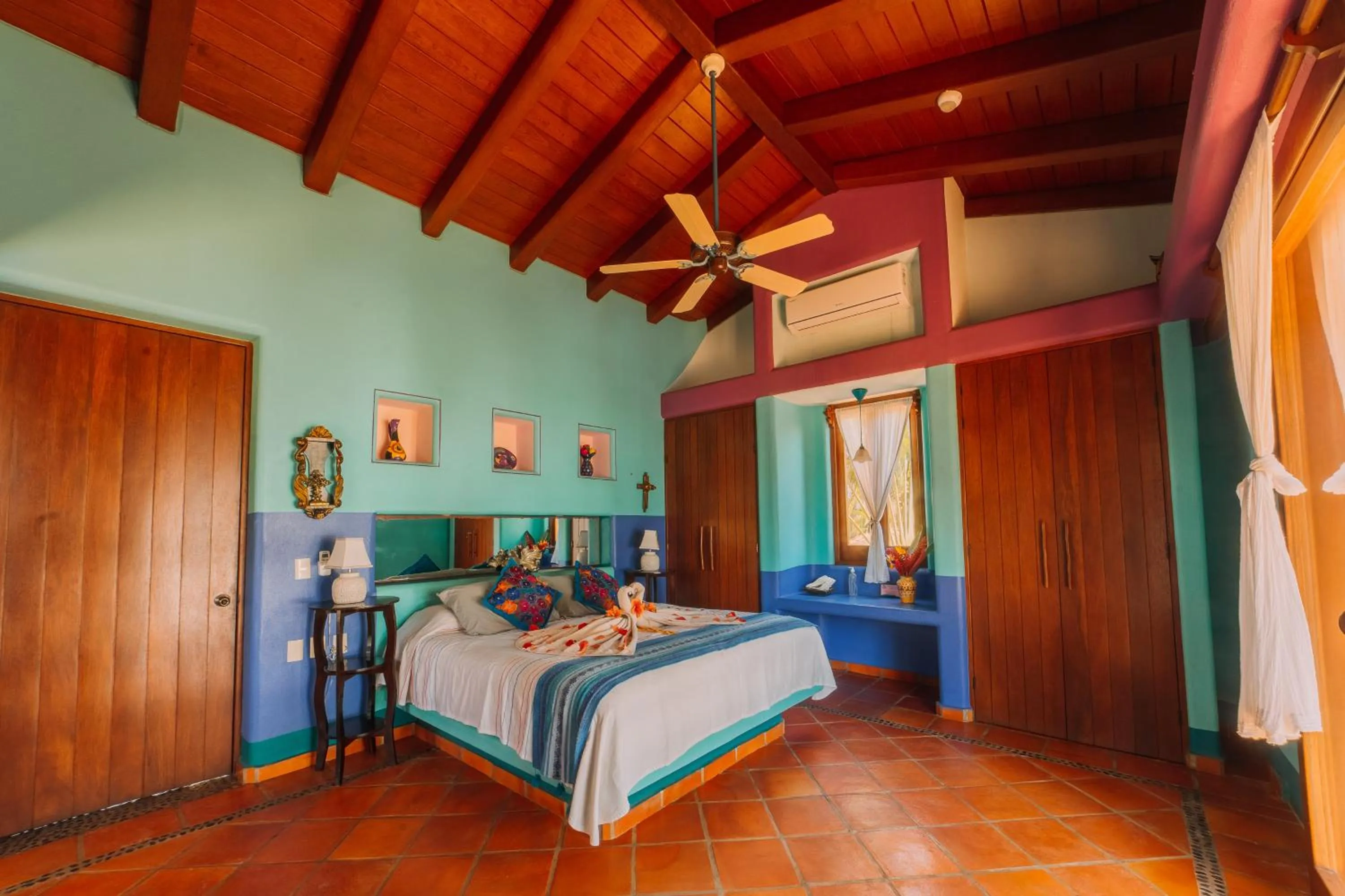 Photo of the whole room, Bed in Tres Mujeres Hotel