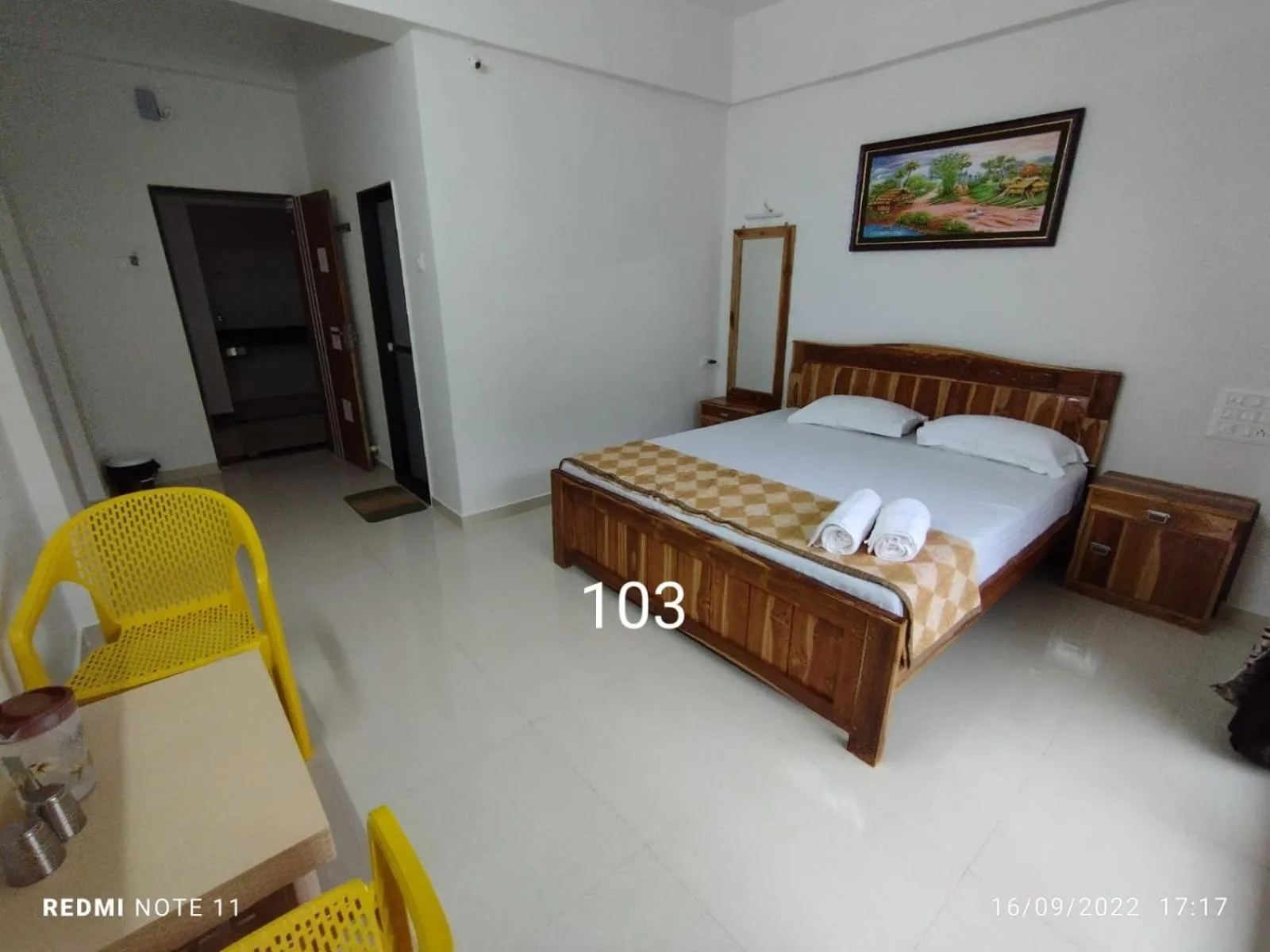 Photo of the whole room, Bed in Hotel Kavijay Sea View