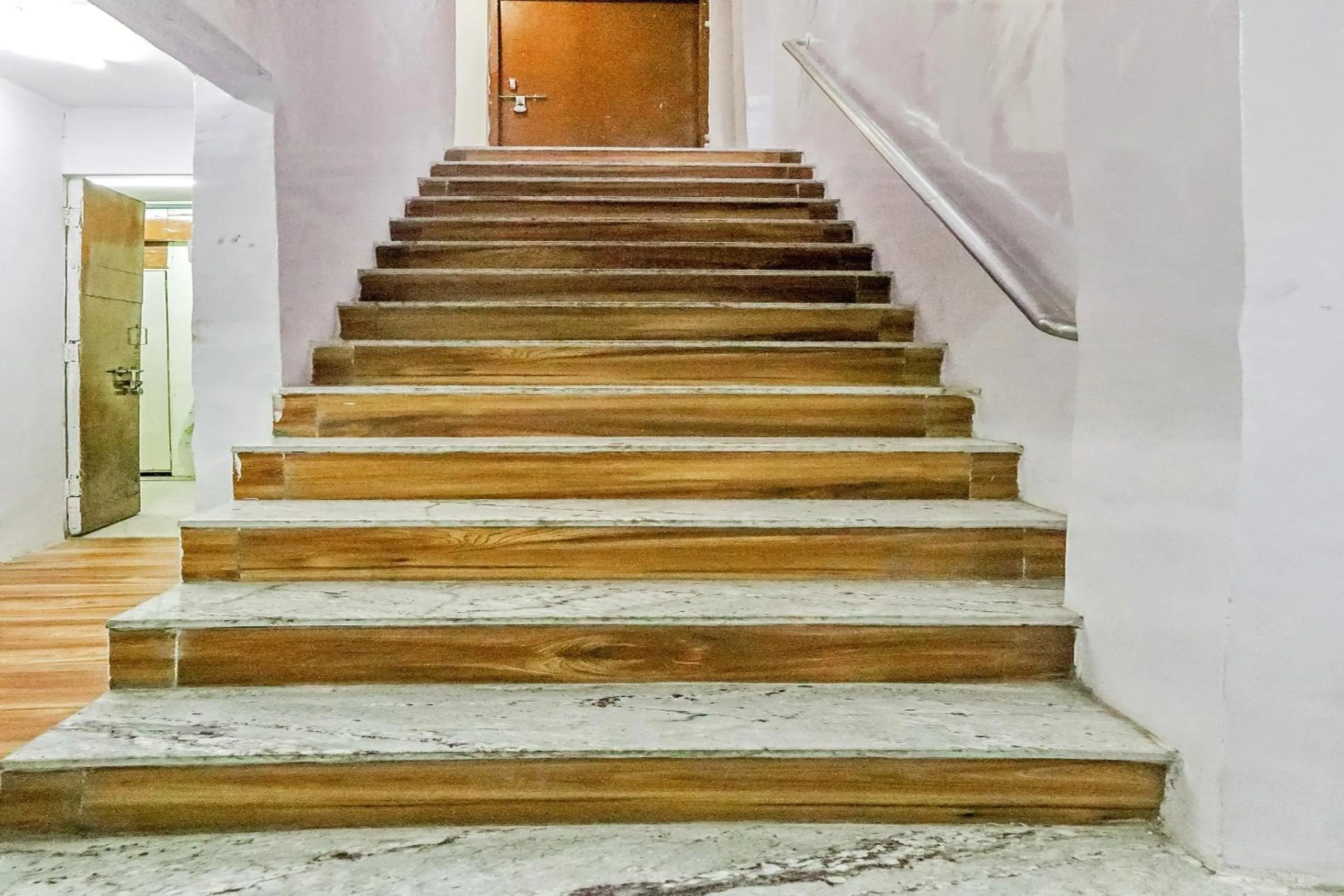 Lobby or reception in Capital O Silkroute Palaace