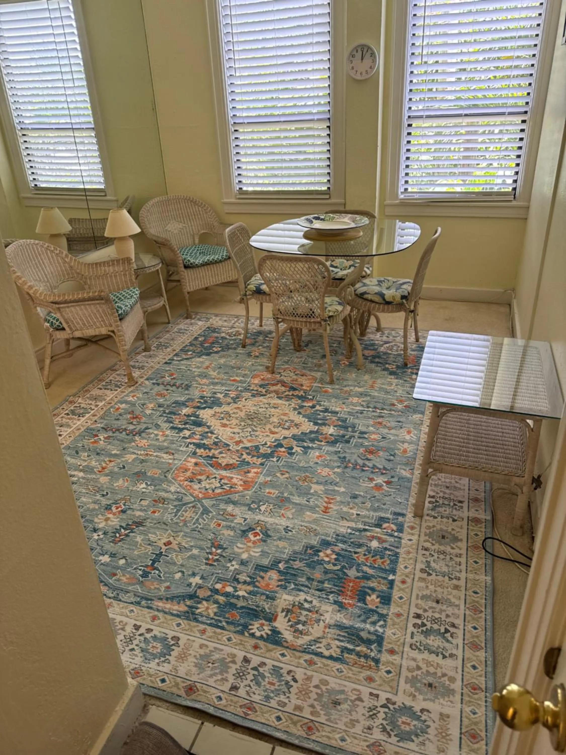 TROPICAL Palm Beach 2BEDROOM2 BATHROOM FREE Valet OutdoorPOOL Beach Garden