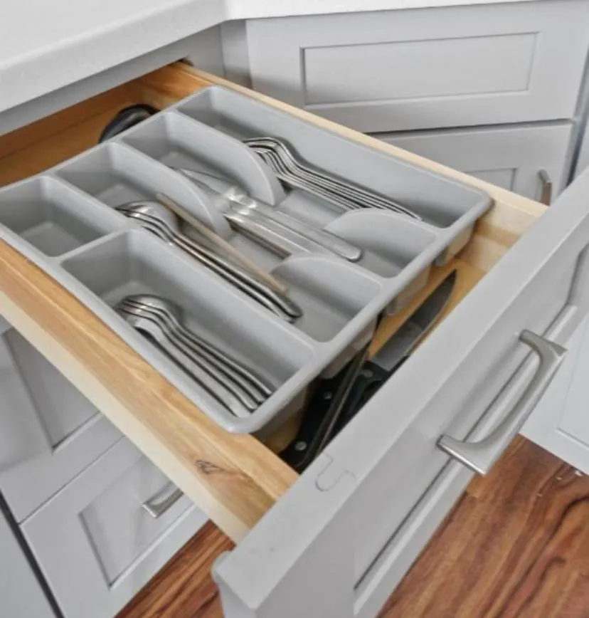 TROPICAL Palm Beach 2BEDROOM2 BATHROOM FREE Valet OutdoorPOOL Beach Garden