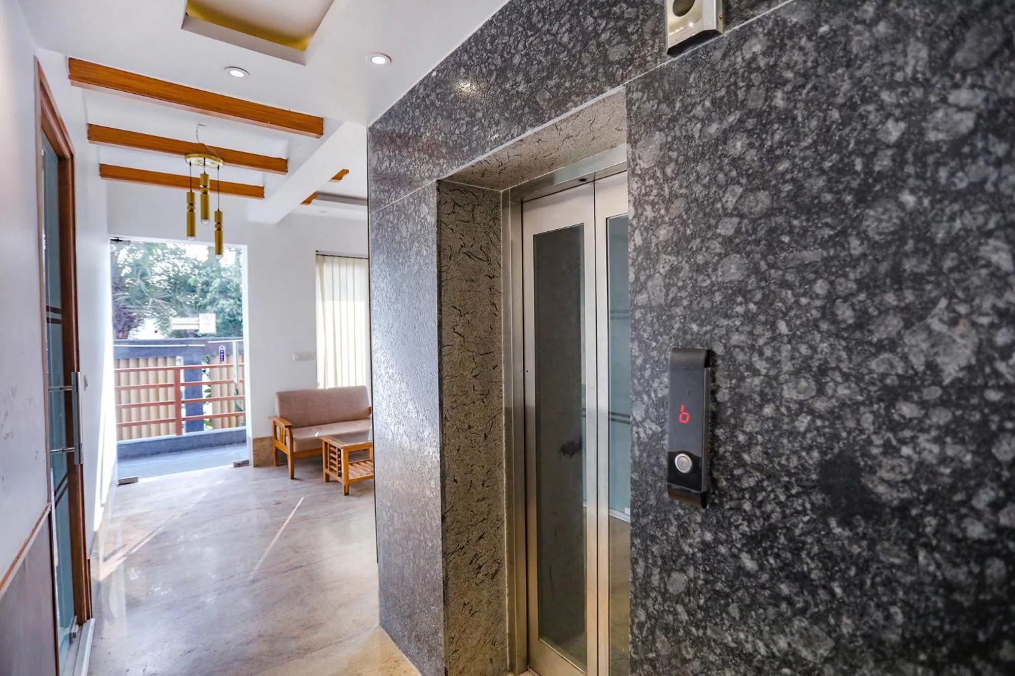 Lobby or reception in FabHotel The Horizon