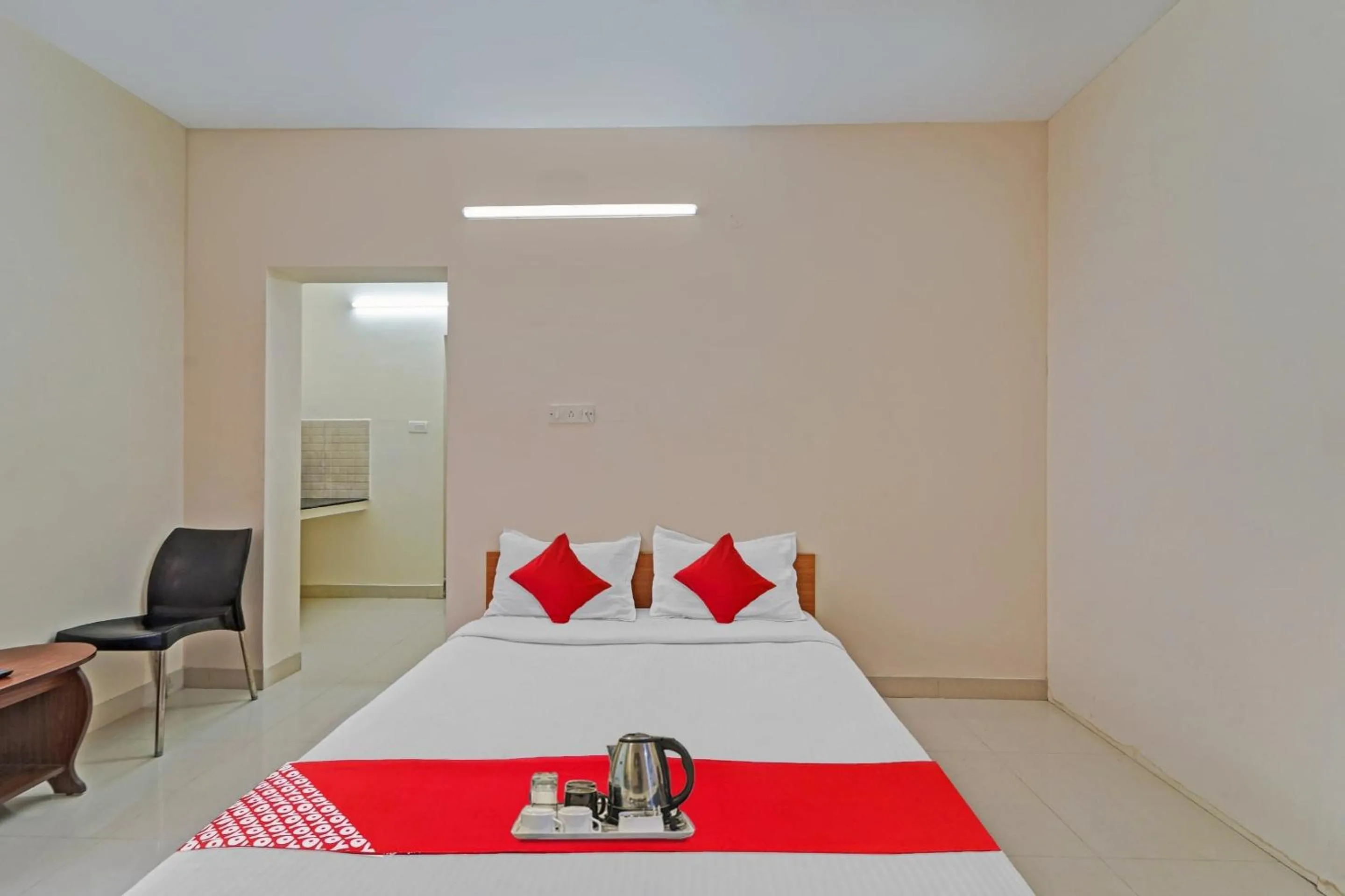 Bedroom in HOTEL O J2 SERVICE APARTMENT