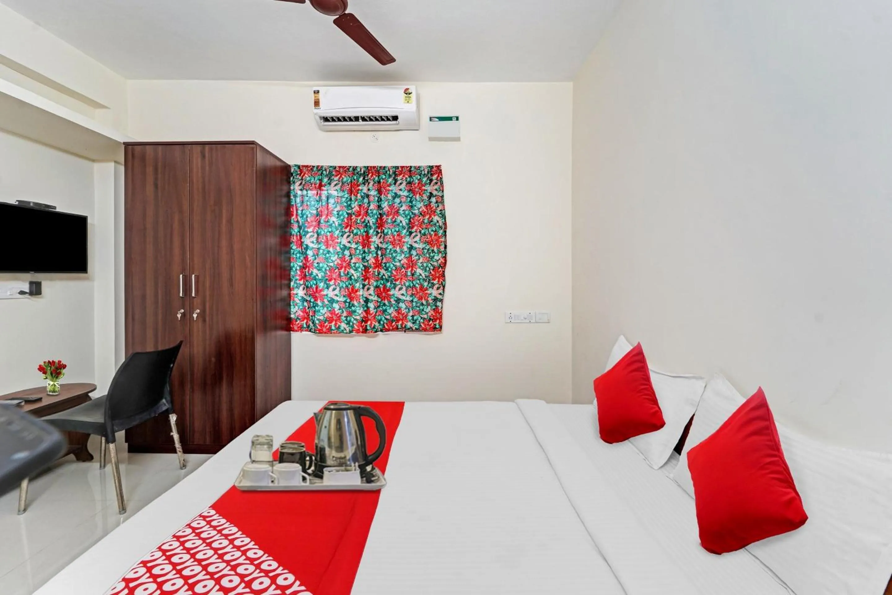 Bedroom in HOTEL O J2 SERVICE APARTMENT