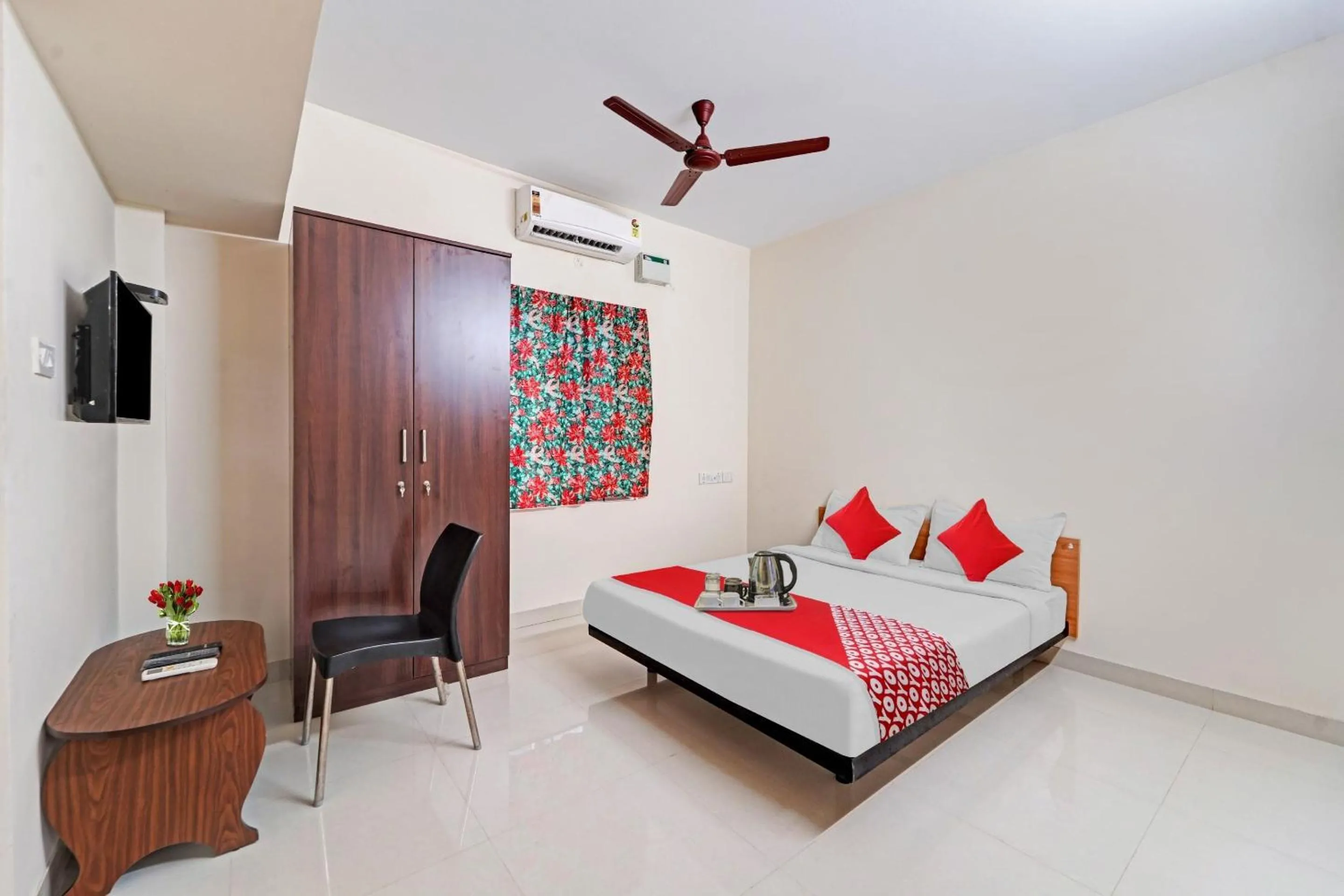 Bedroom in HOTEL O J2 SERVICE APARTMENT