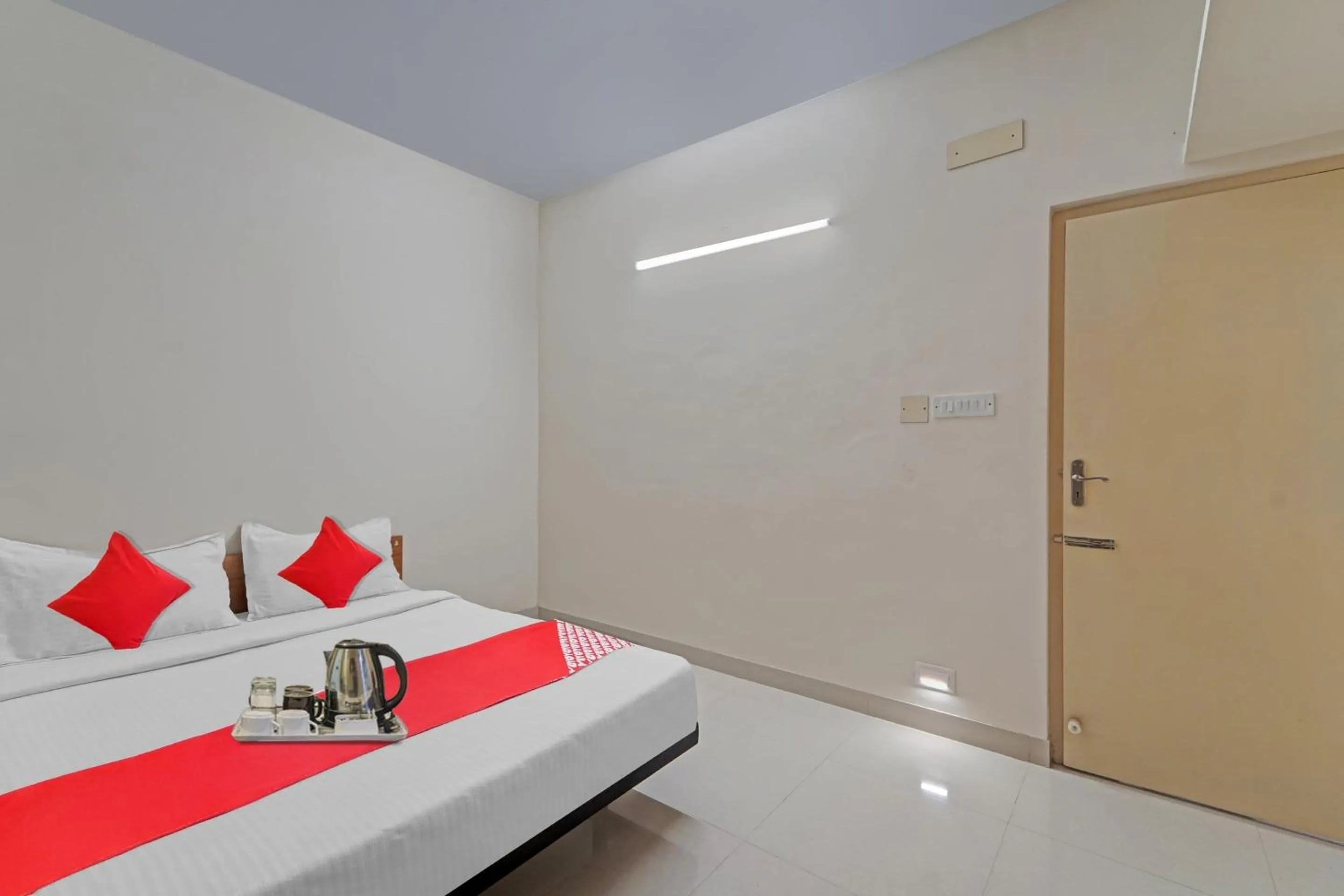 Bedroom in HOTEL O J2 SERVICE APARTMENT