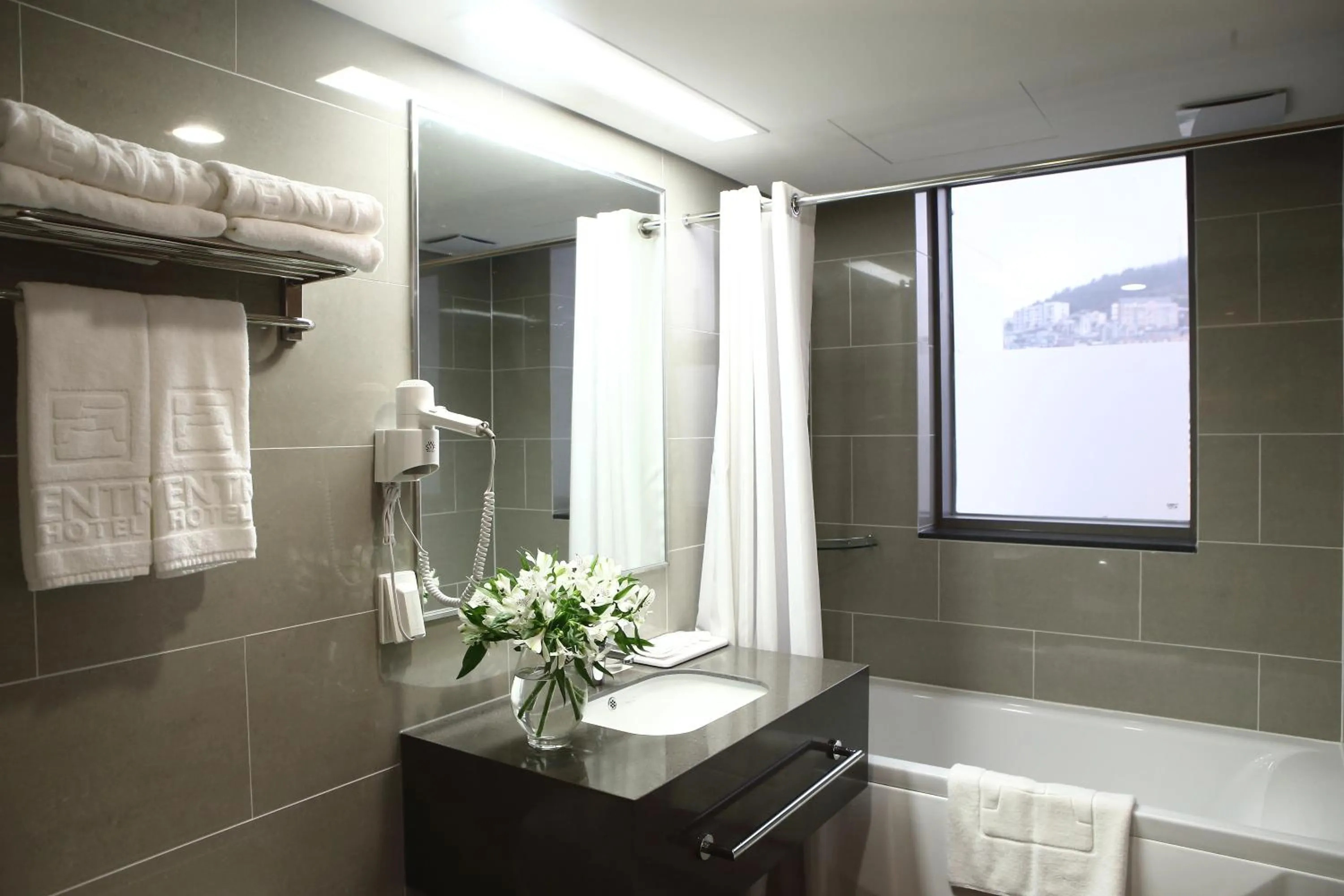 Bathroom in Aventree Hotel Busan