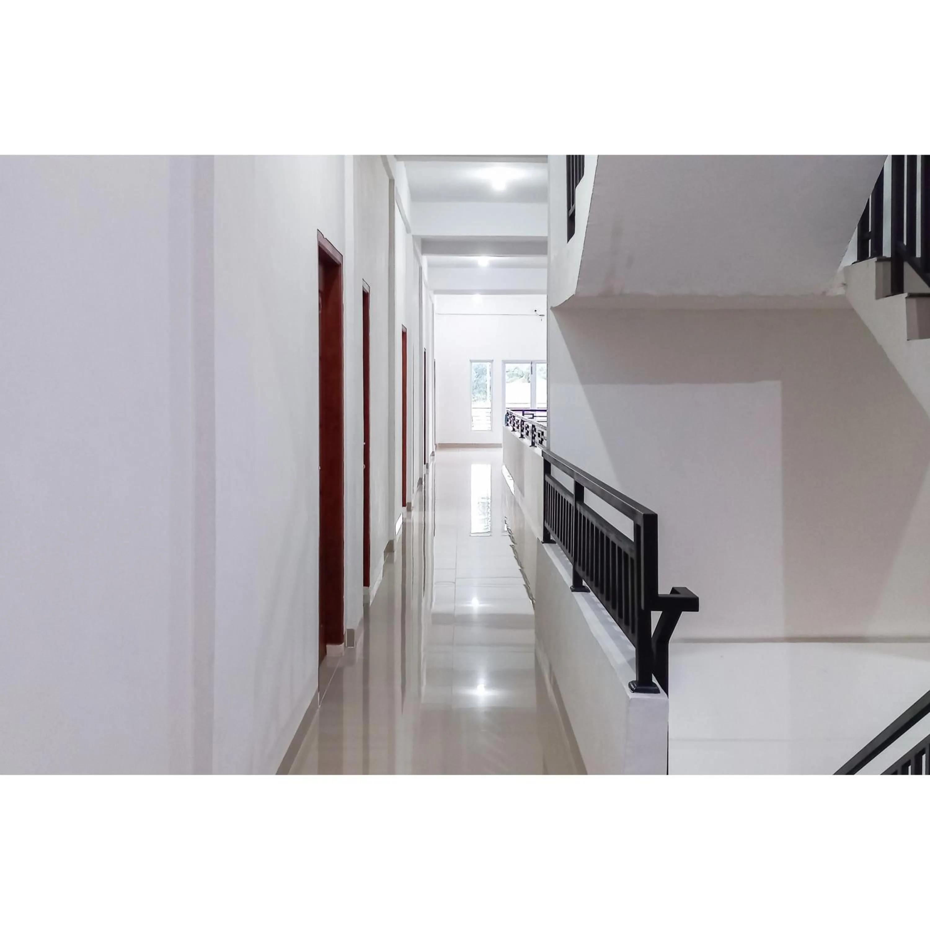 Property building in RedDoorz near Terminal Roro Bandar Sri Junjungan