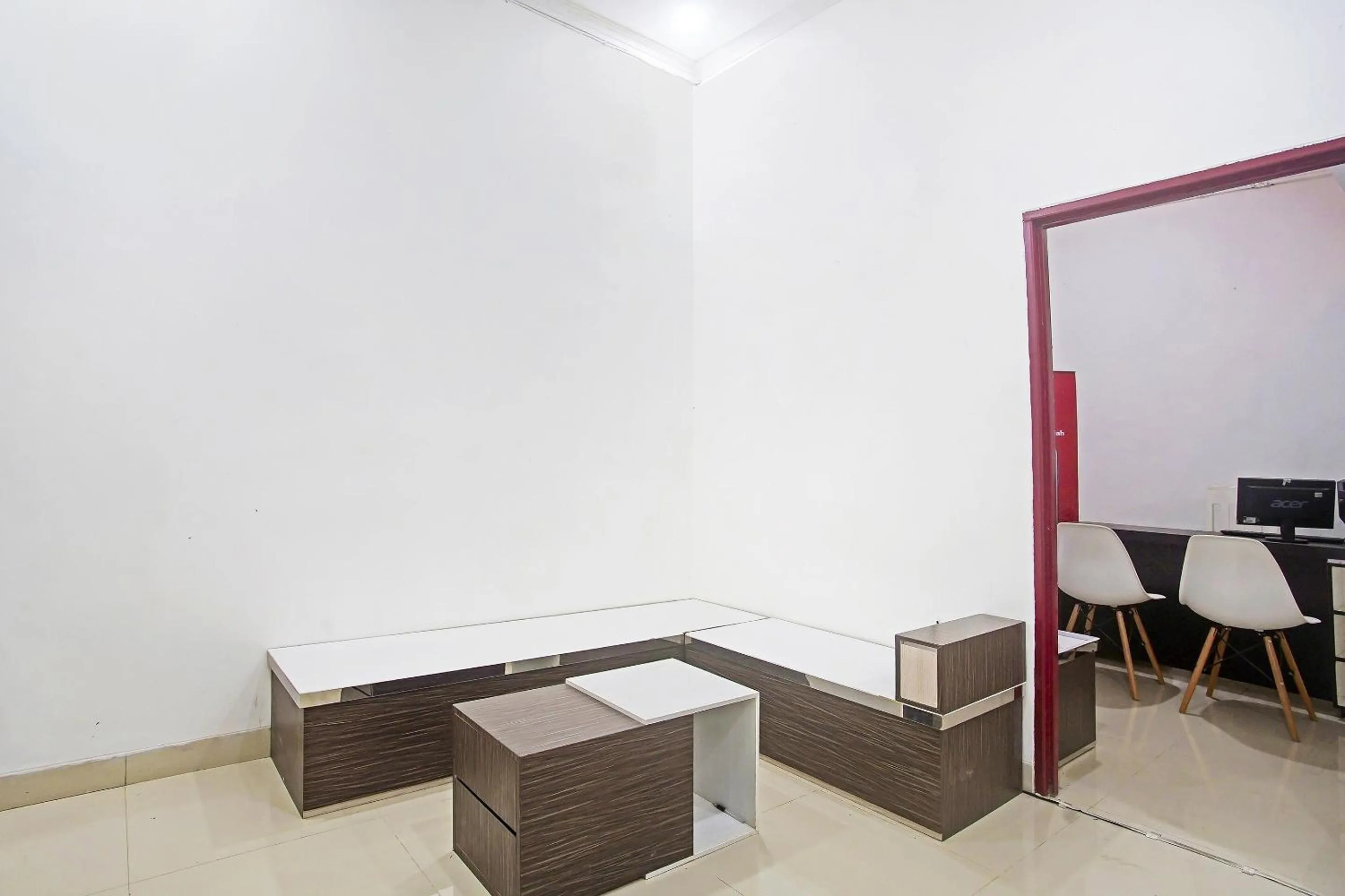 Lobby or reception in OYO Life 91306 Bae Homestay Syariah