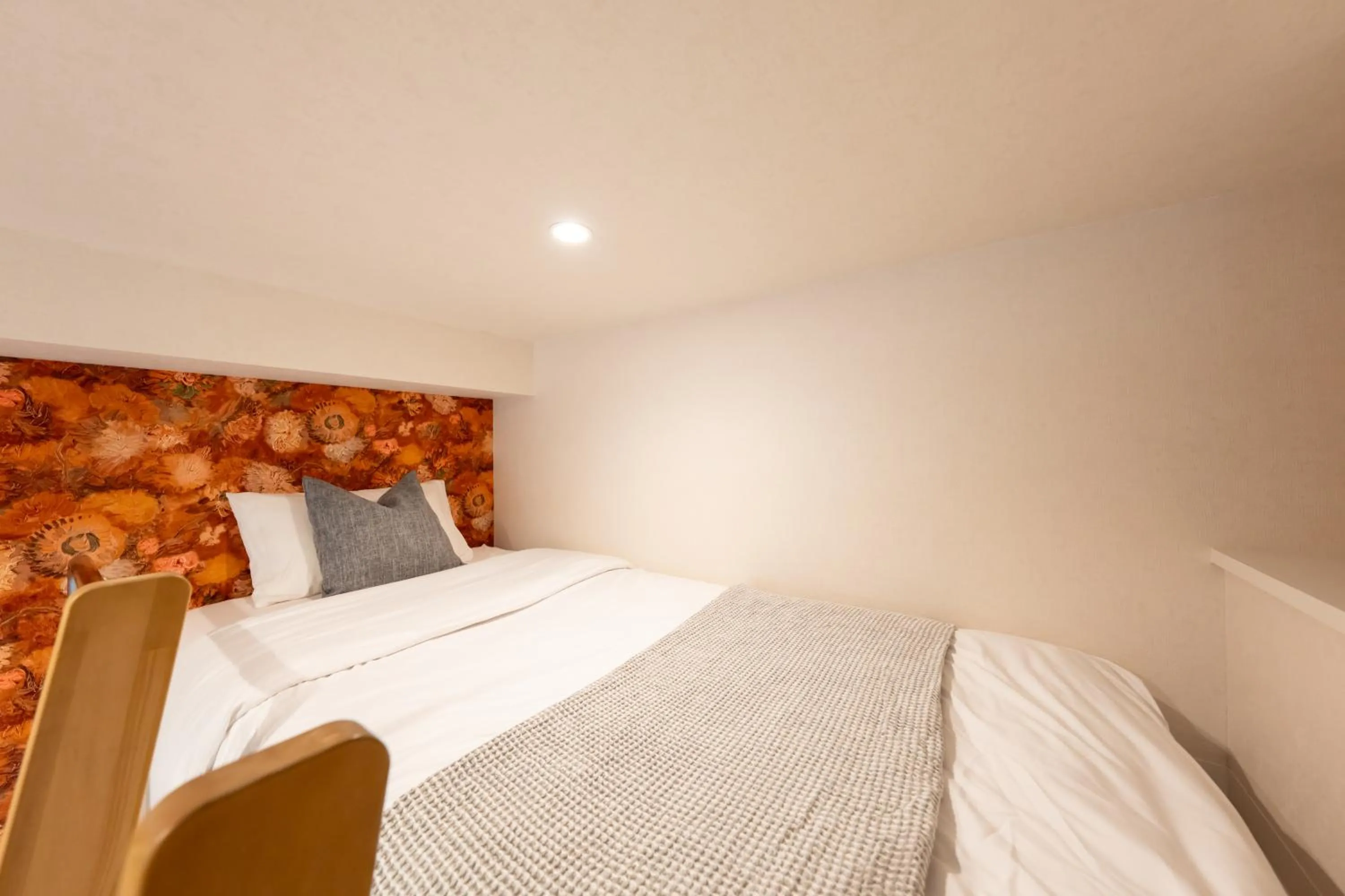 bunk bed, Bed in GRAND CAVE MOTOMACHI