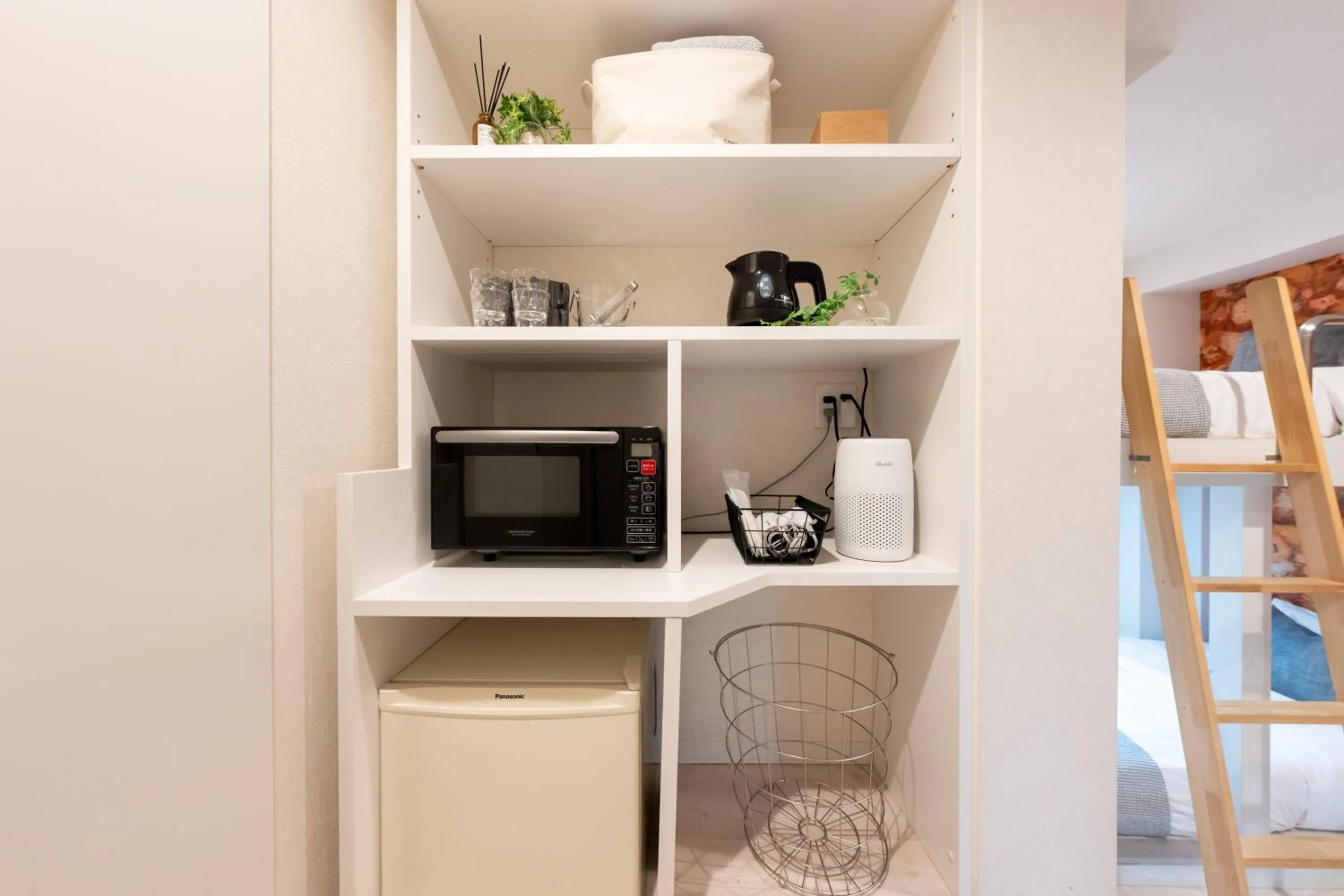 microwave in GRAND CAVE MOTOMACHI