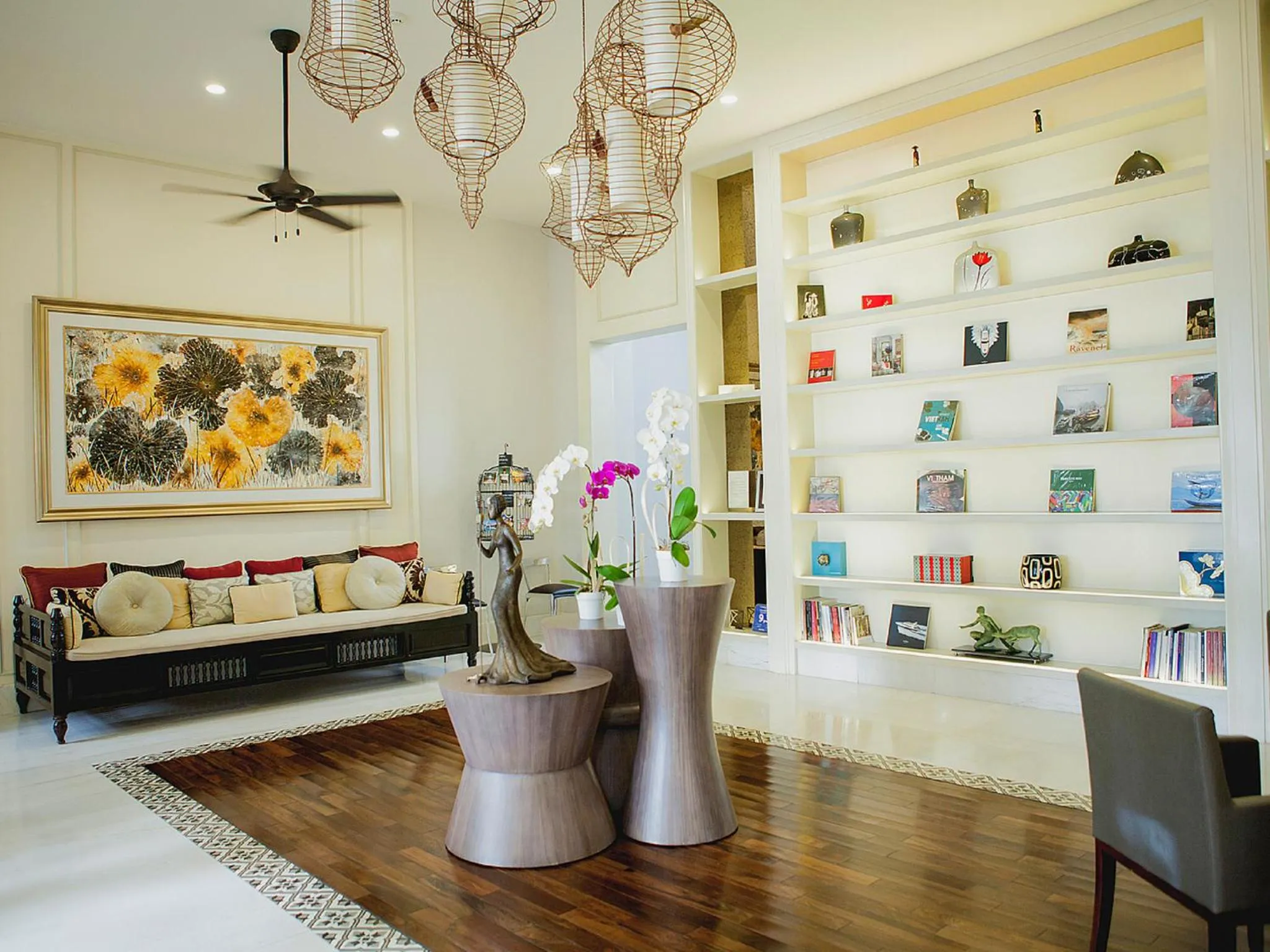 Facade/entrance in Villa Song Saigon