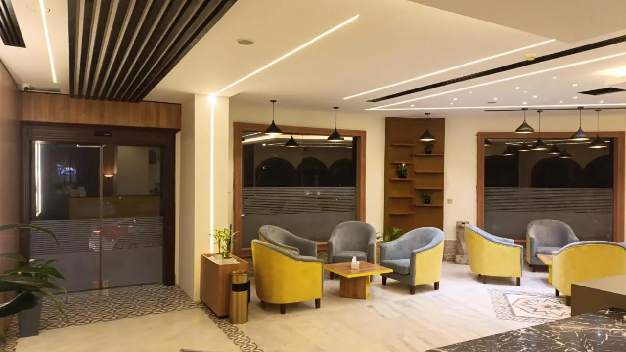 Lobby or reception in Asfar Hotel Apartments