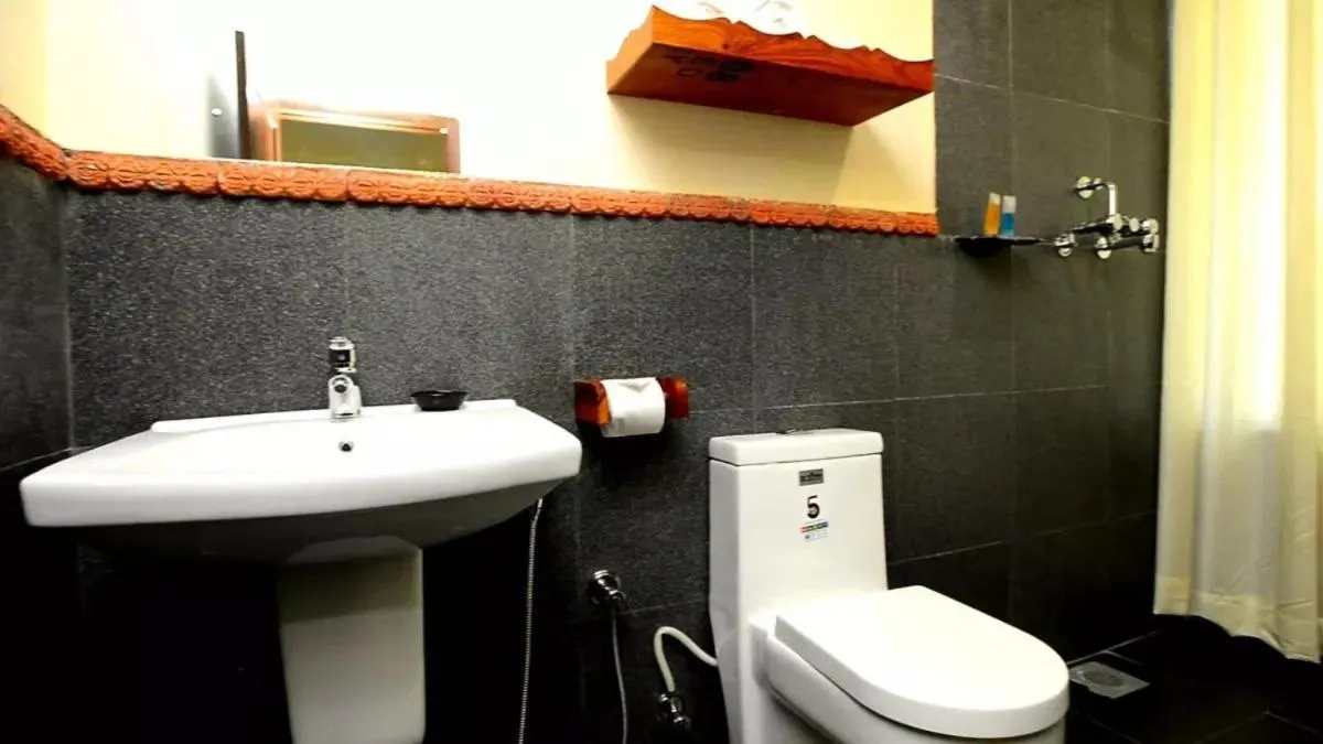 Bathroom in Golden Oren Hotels and Spa