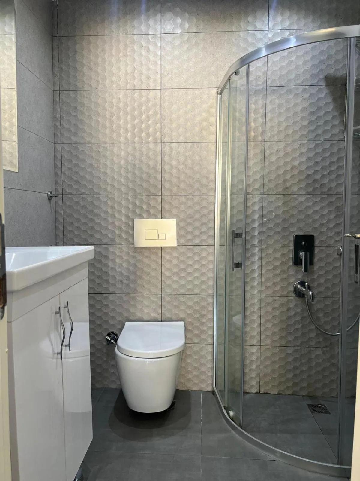 Shower in Middle Village