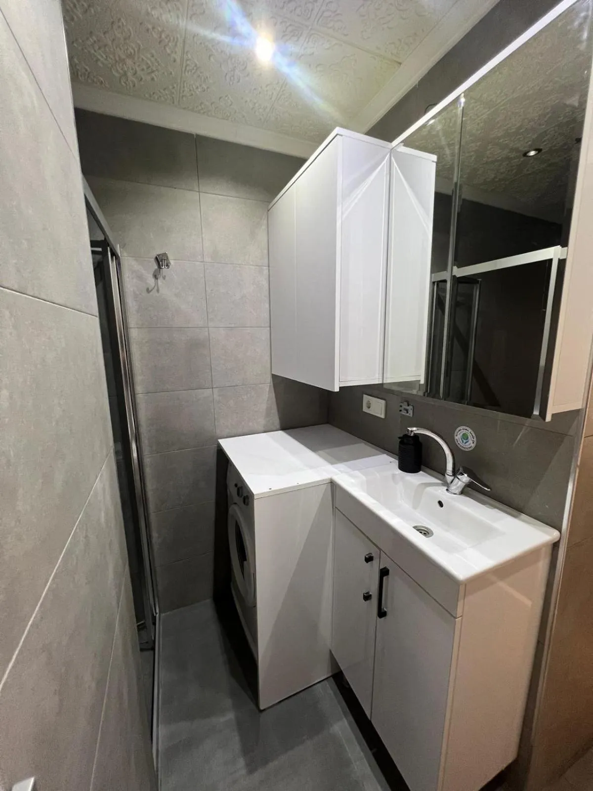 Bathroom in Middle Village