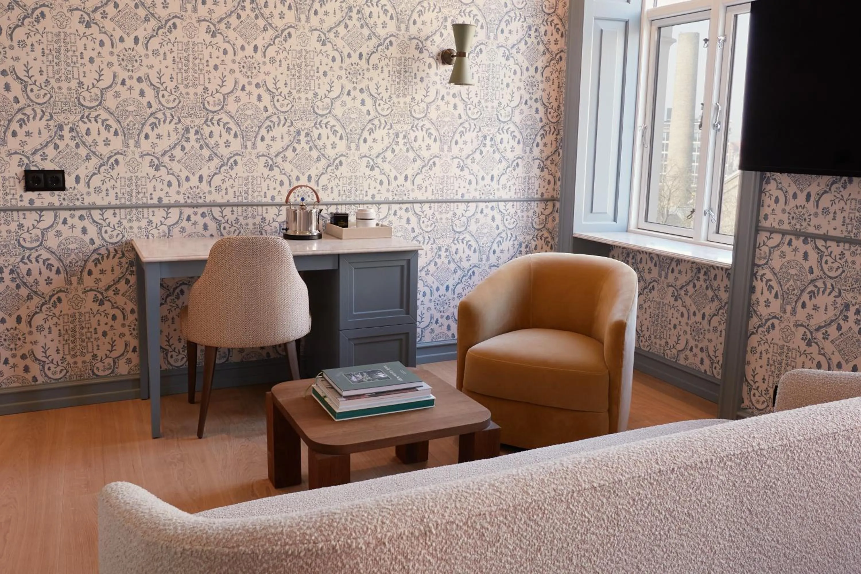 Bed in Henriks Hotel