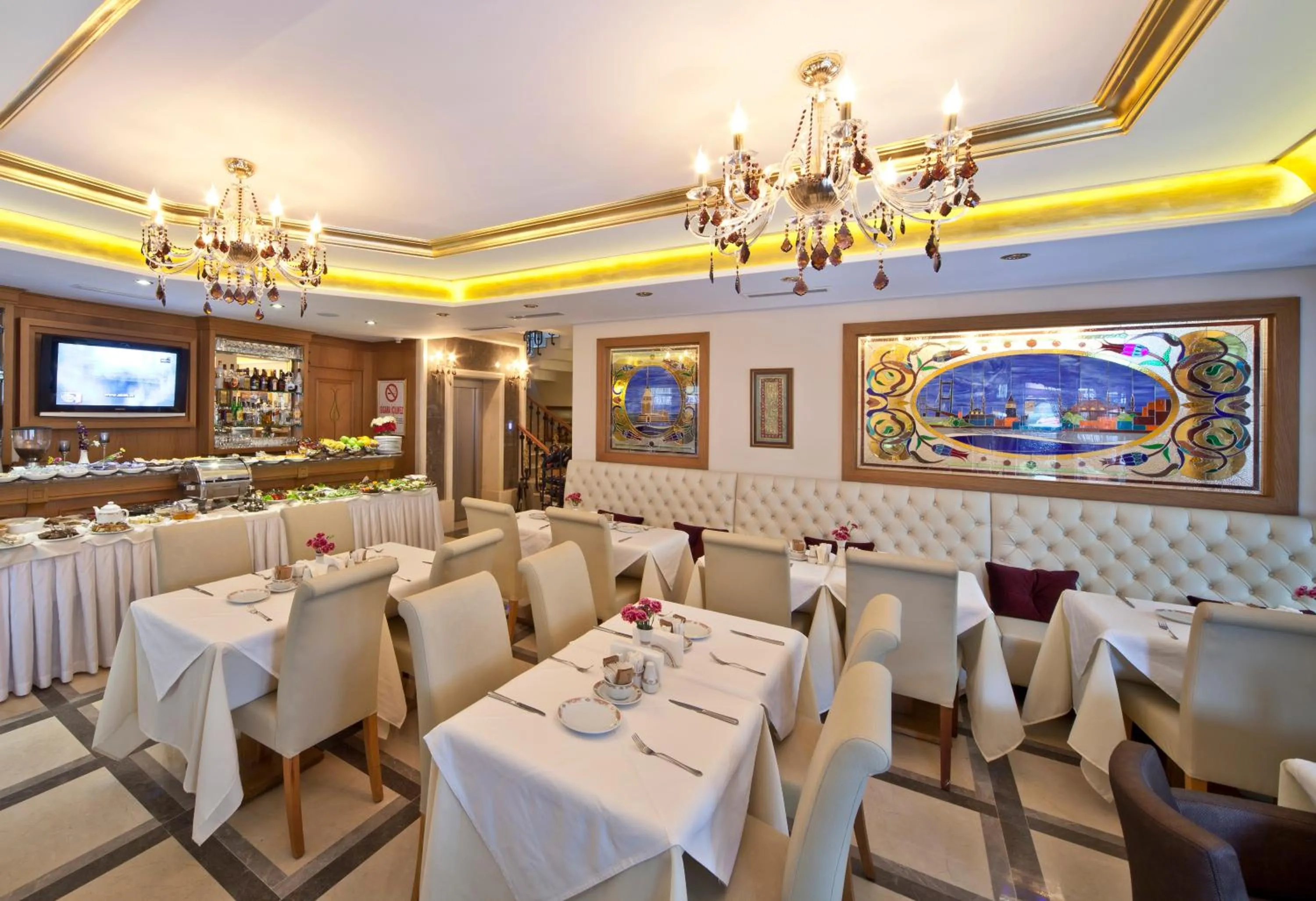 Restaurant/places to eat in GLK PREMIER Acropol Suites & Spa