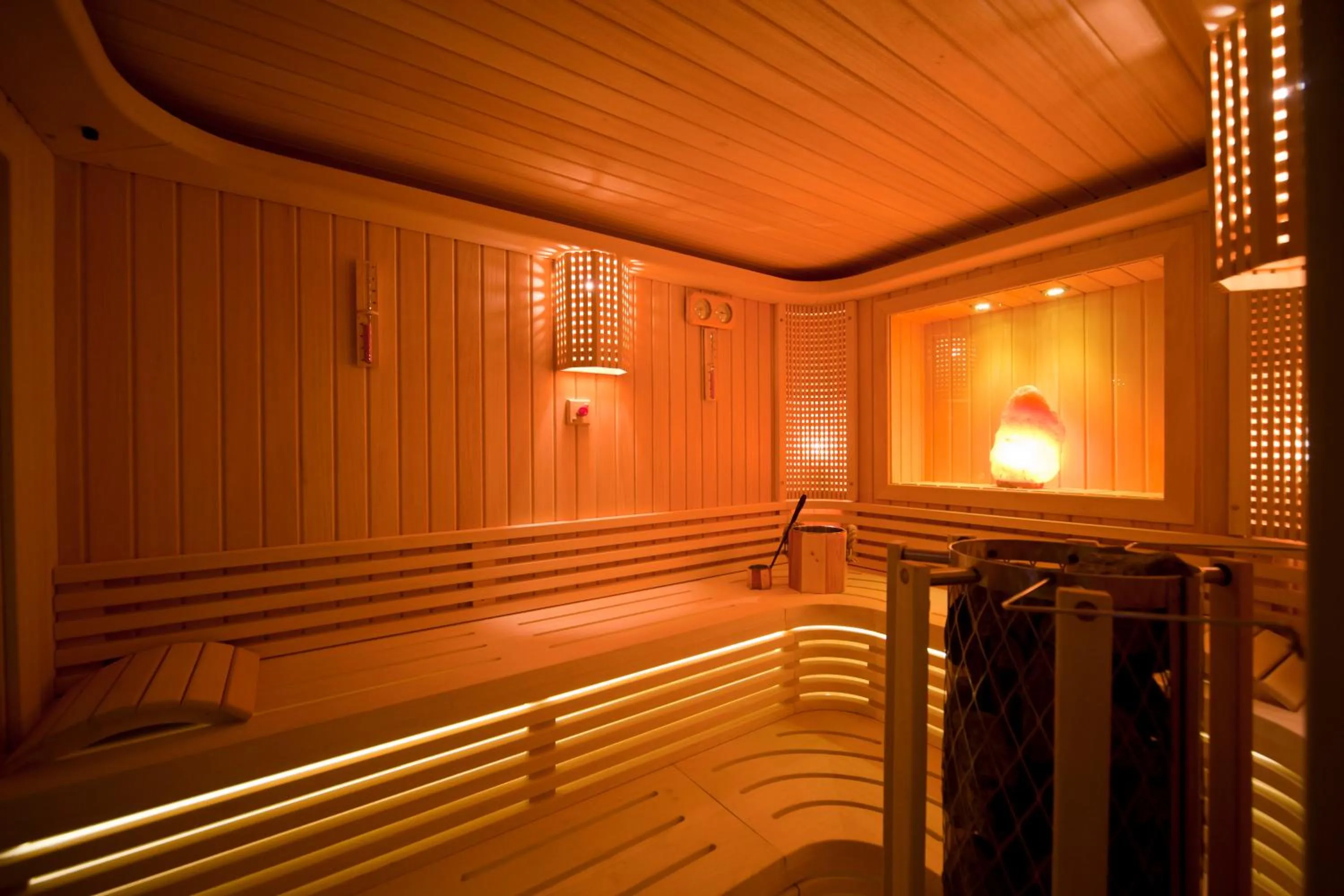 Spa and wellness centre/facilities in GLK PREMIER Acropol Suites & Spa