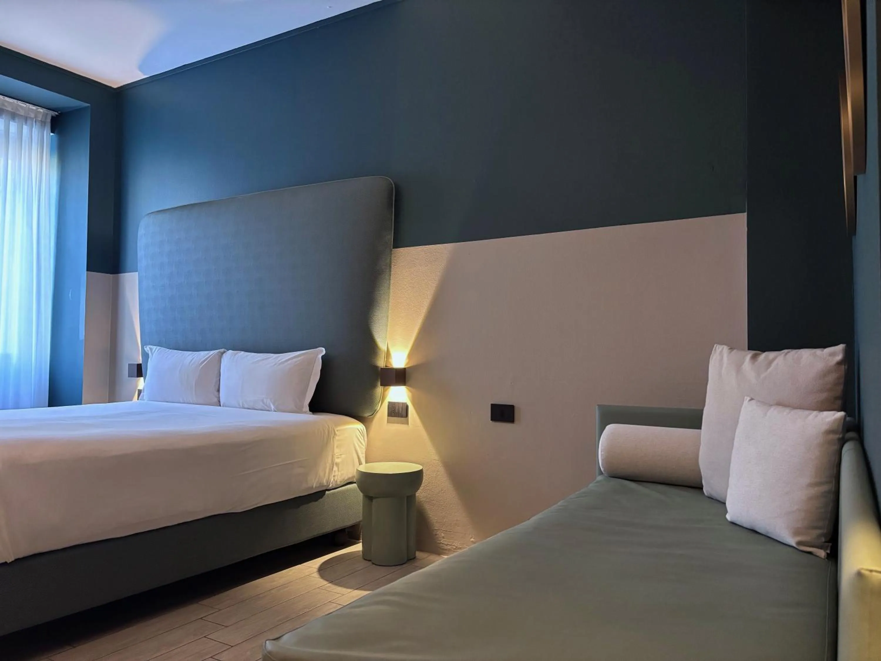 Bed in AV Hotel Milano