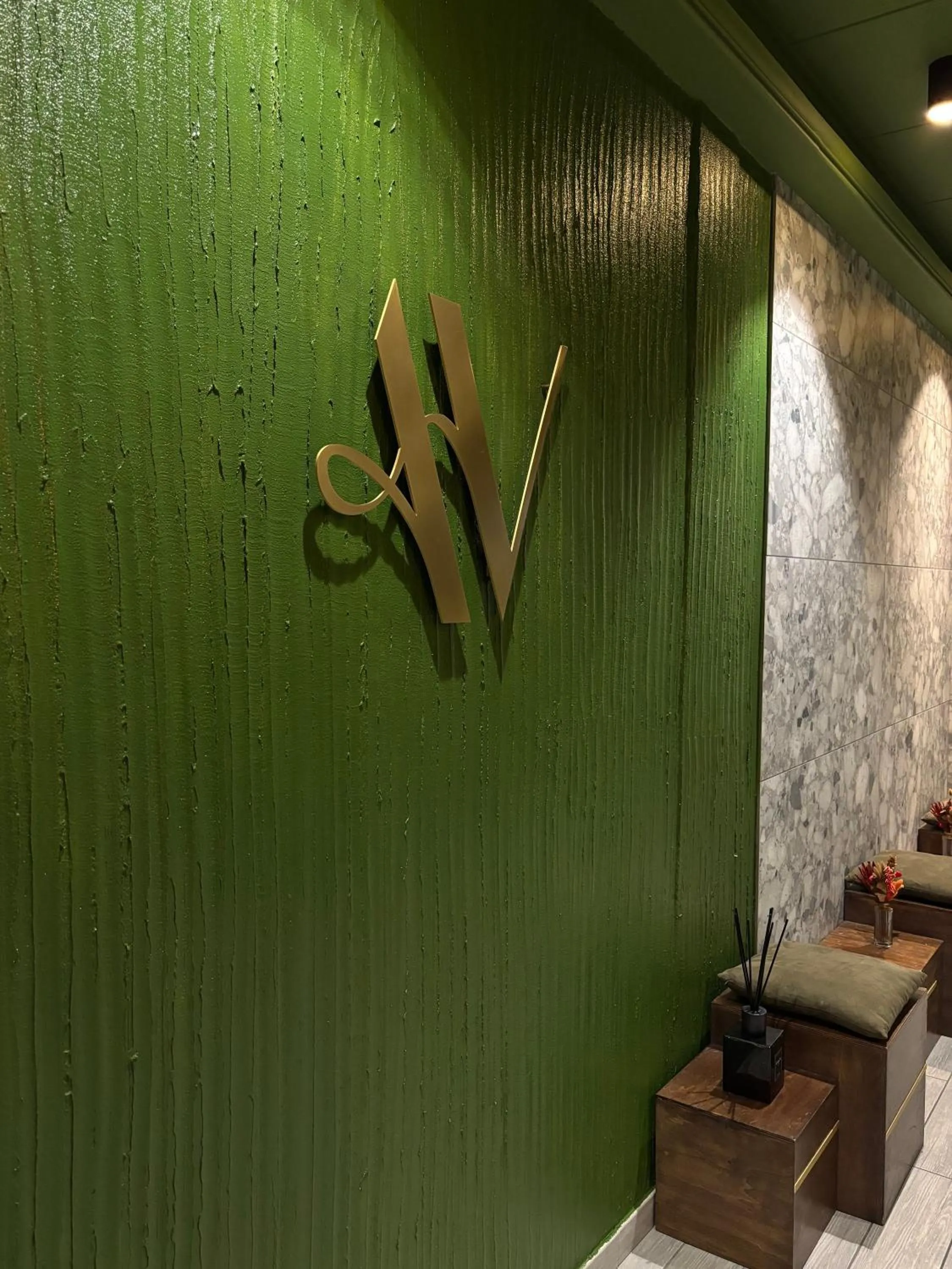 Property logo or sign in AV Hotel Milano