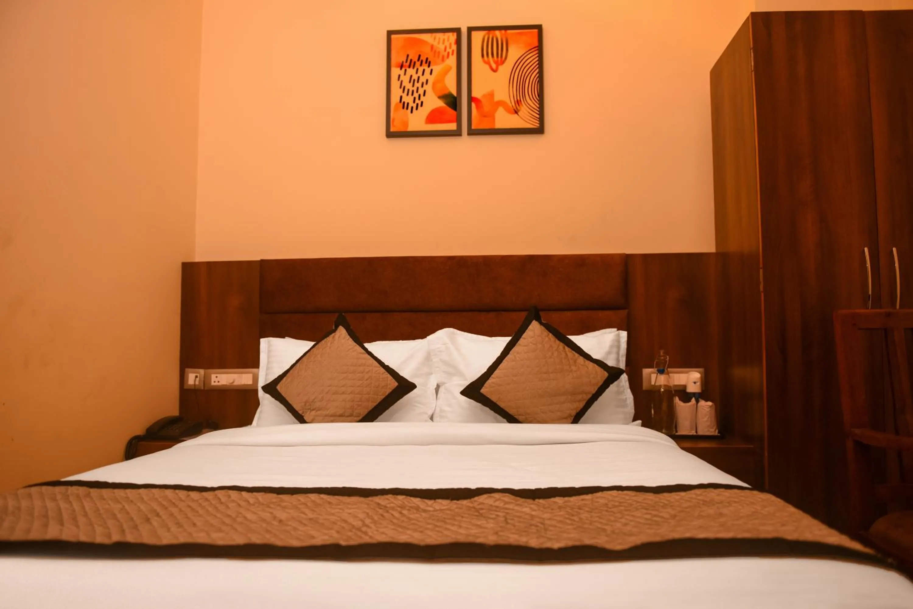Bed in The Abhyudyam Ganga
