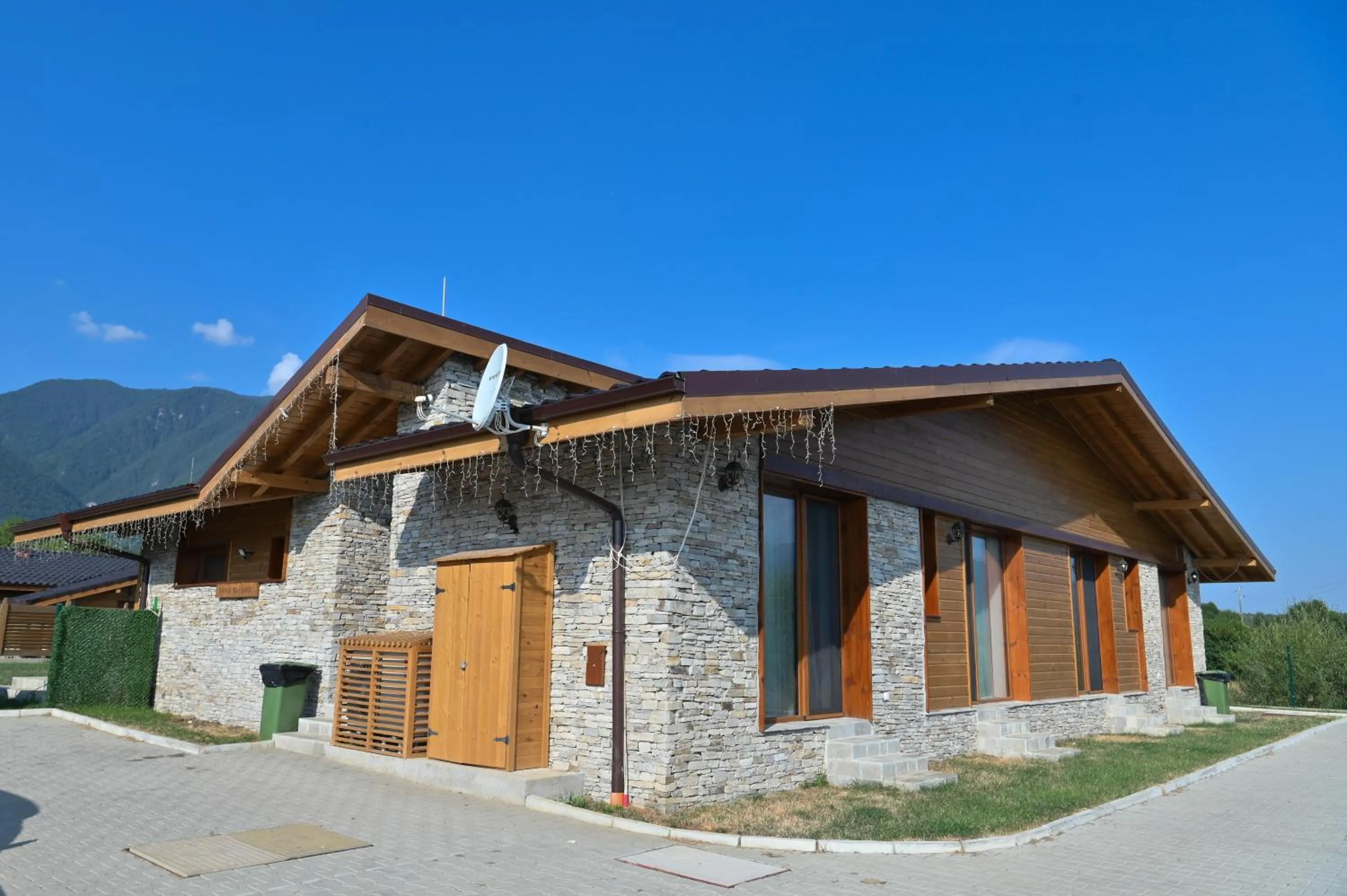 Natural landscape in Villa Letizia & Raphael w Sauna near Pirin Golf Resort
