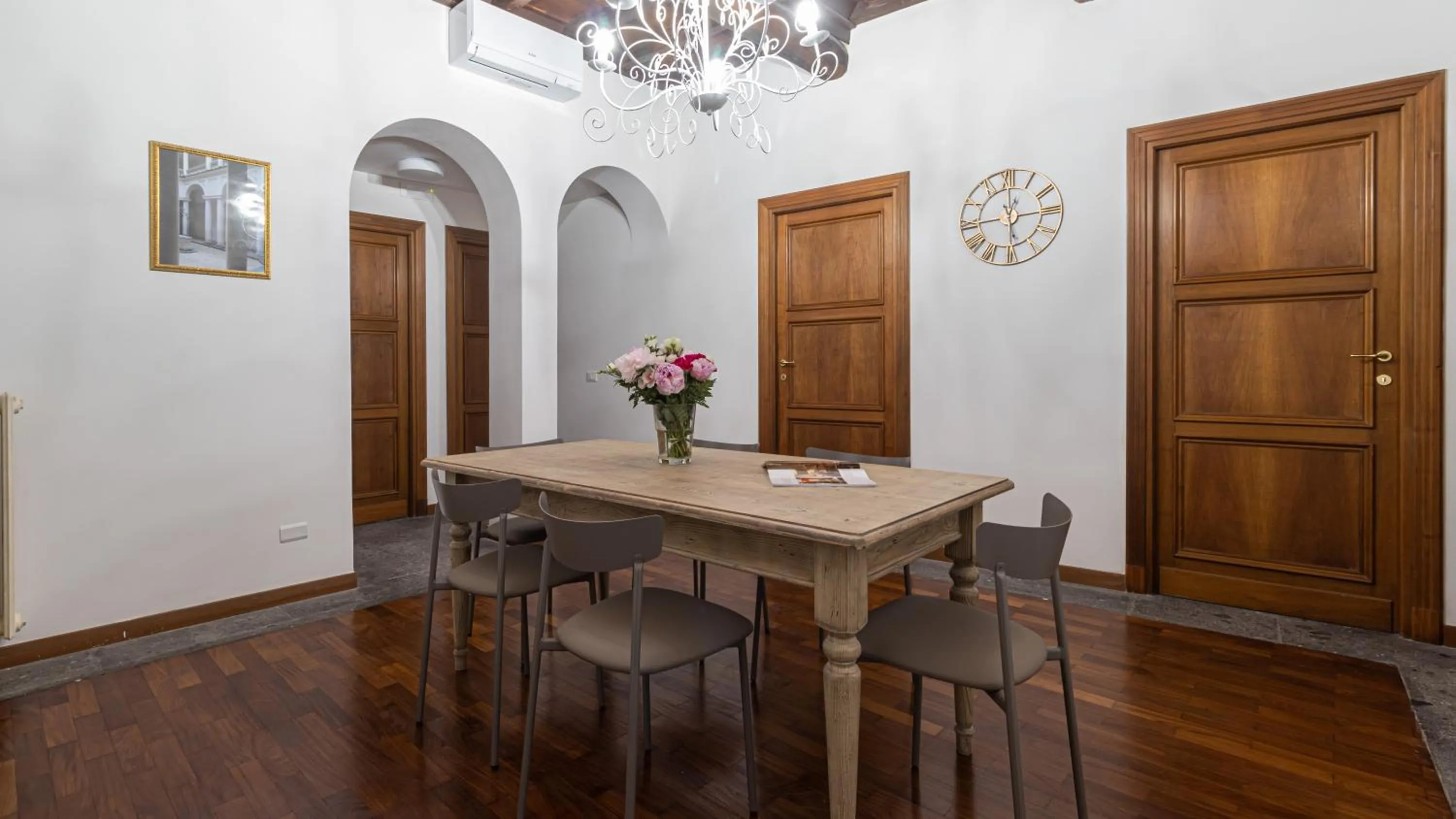 Italianway Collection - Barberini Elegantia Apartments Roma
