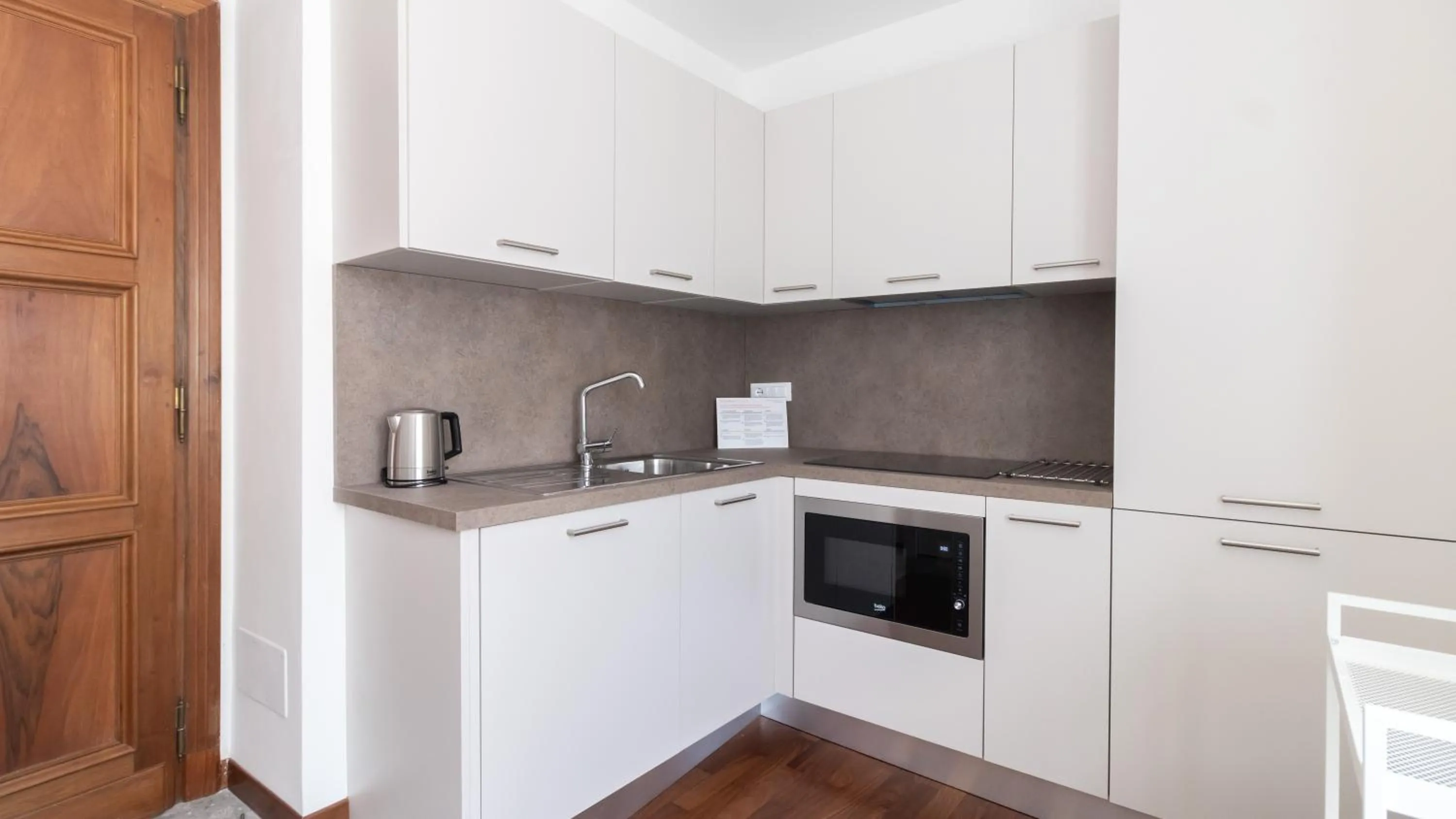 Italianway Collection - Barberini Elegantia Apartments Roma