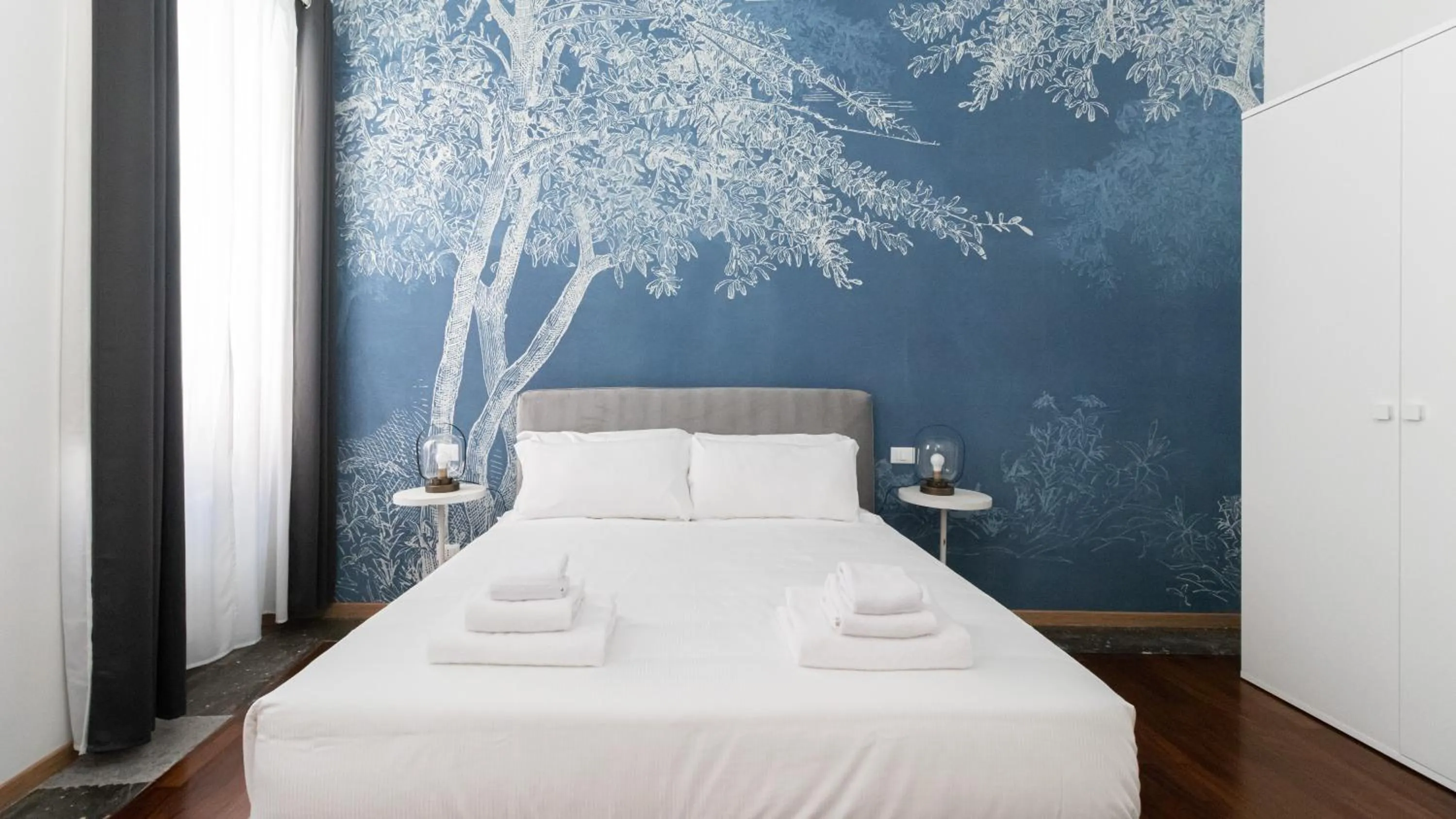 Bed in Italianway Collection - Barberini Elegantia Apartments Roma